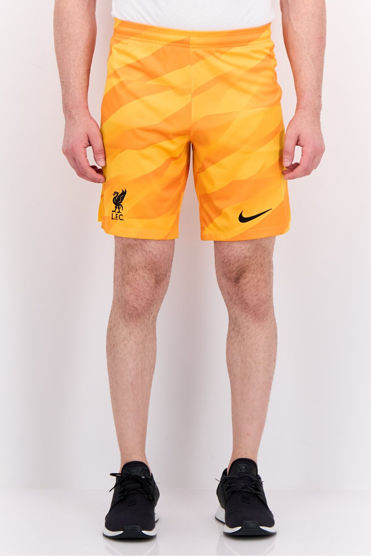Nike-Men Sportswear Fit Football Short, Orange 1
