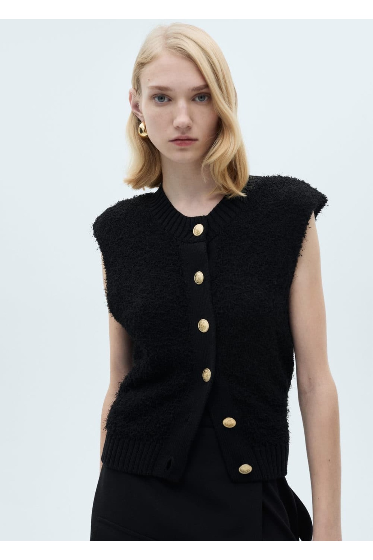 Düğmeli örgü yelek