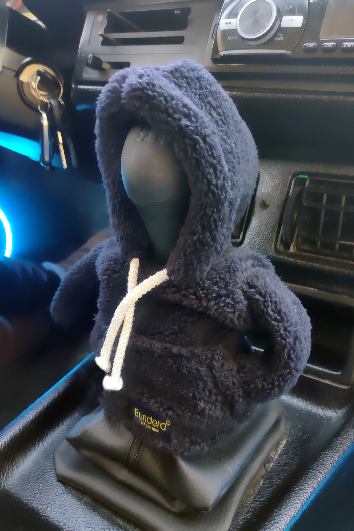 Bundeba-Gear Shift Ornament Black Plush Hoodie Hooded Car Gear Shift Knob Ornament Auto Accessory Gear Shift Knob Sweatshirt 6