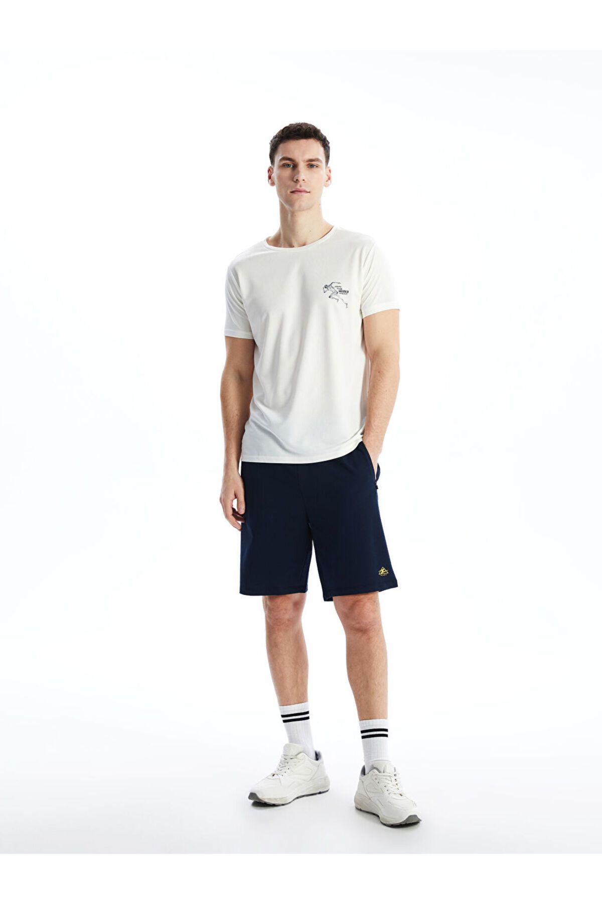 LC Waikiki Slim Fit Erkek Spor Şort
