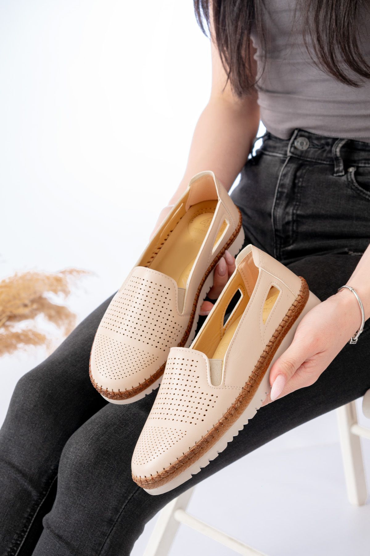 Slipcat-Women's Side Perforated Mother Orthopedic Anti-Sweat Anti-Slip Shoes Ballerinas 3