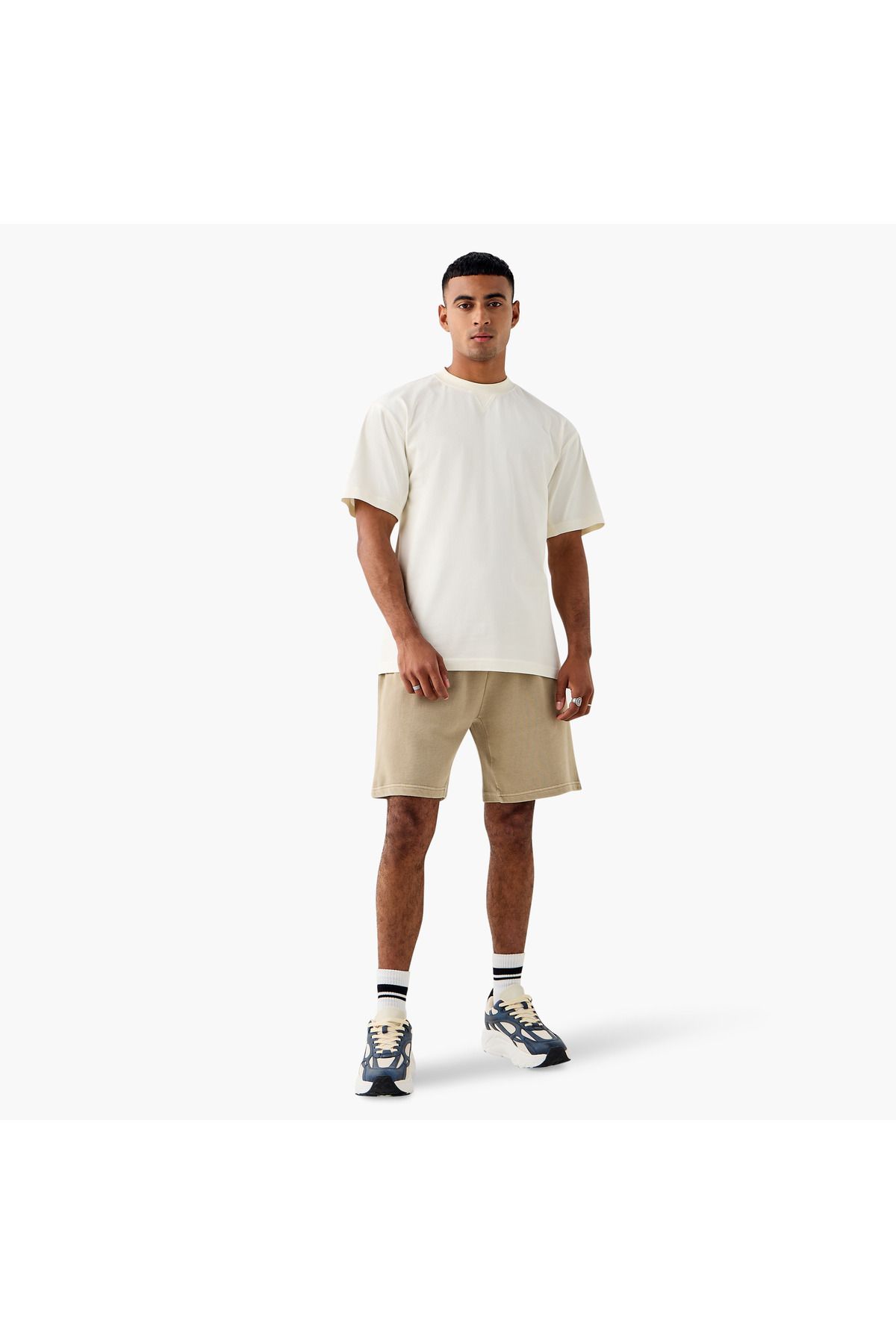 complete the look image