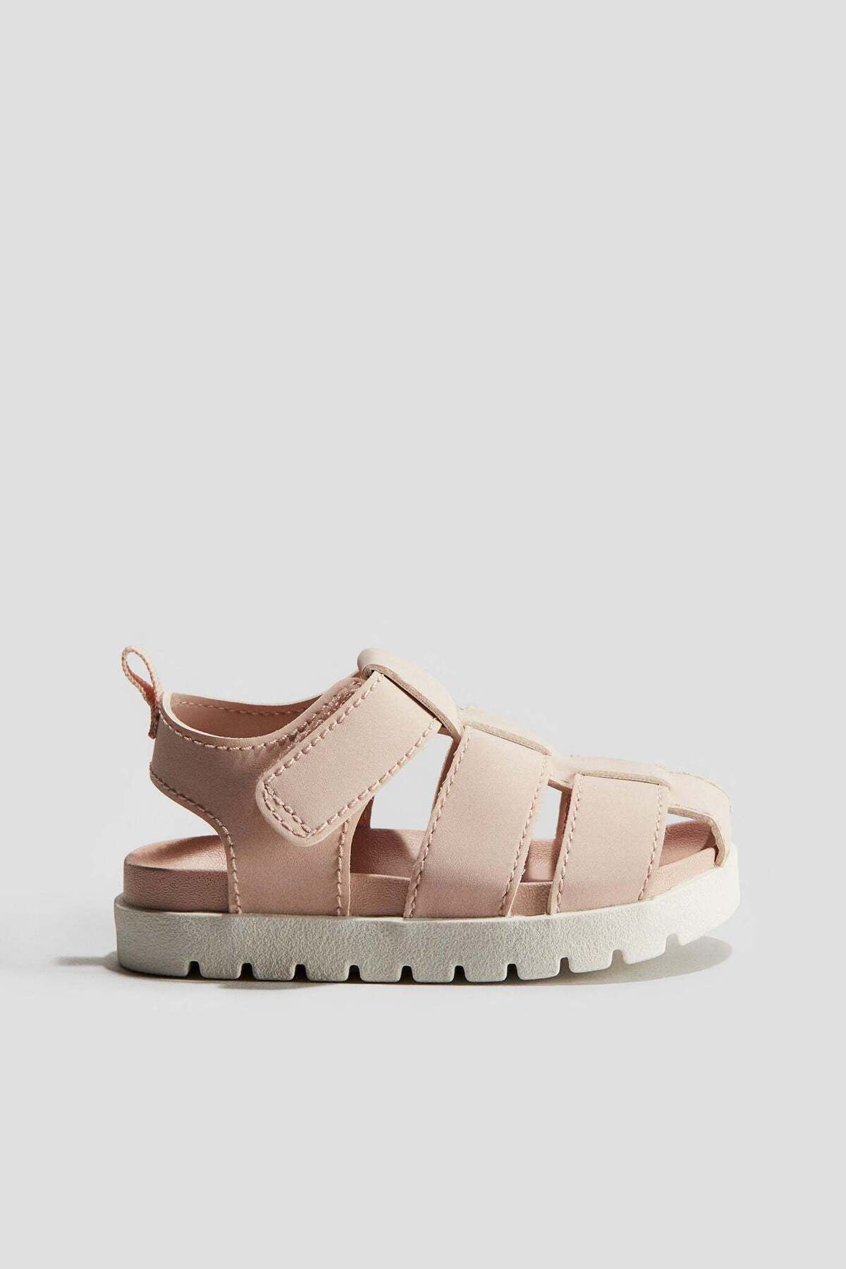 H&M-صندل الصياد 1