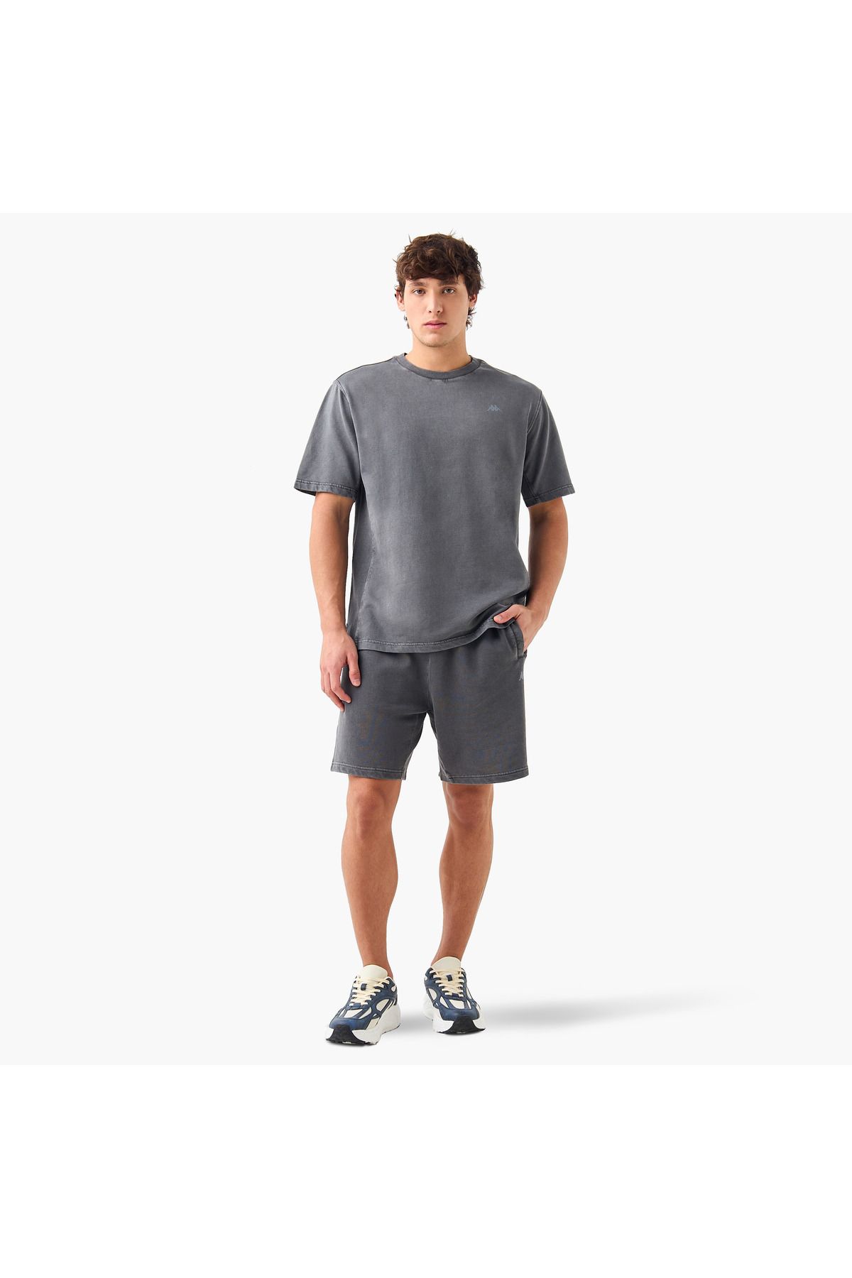 Kappa-Textured Shorts With Drawstring Closure And Pockets 2