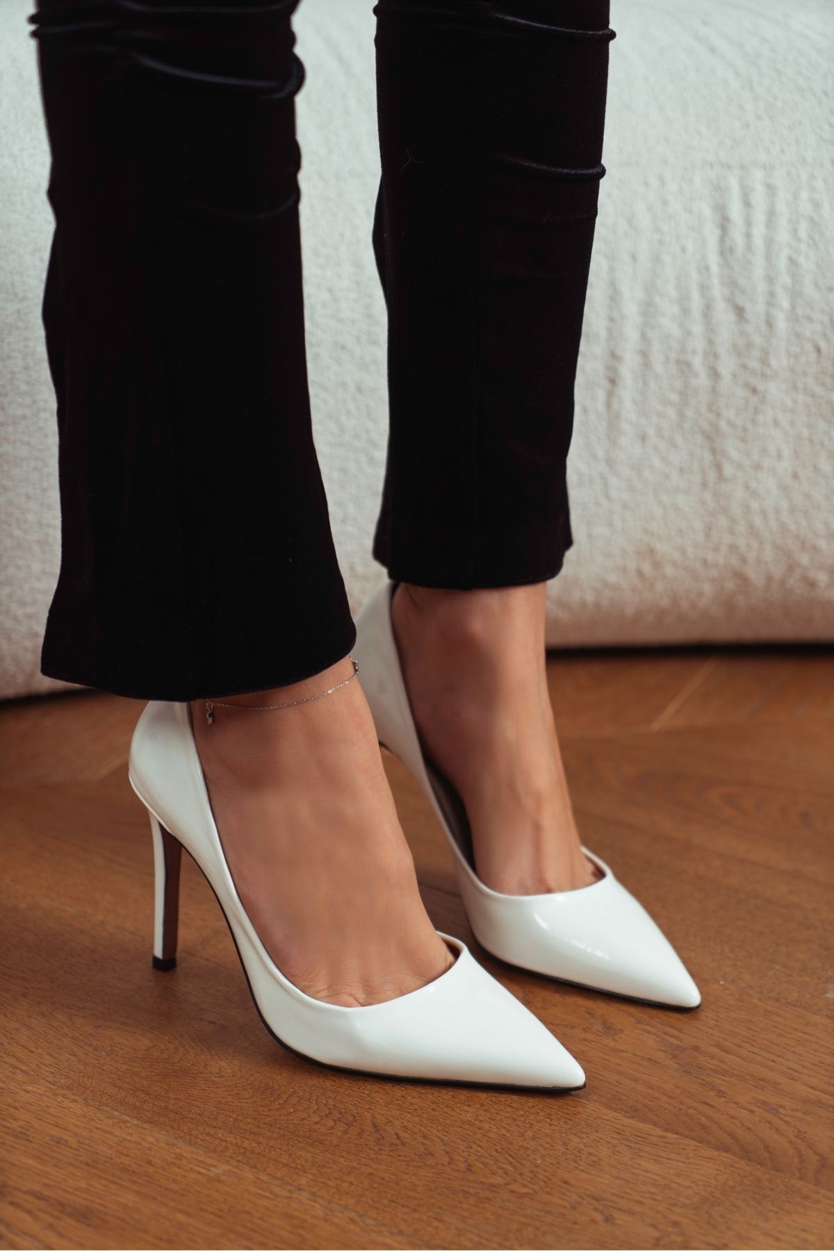 NİŞANTAŞI SHOES-Vanessa White Лачени кожени обувки с остри пръсти 2