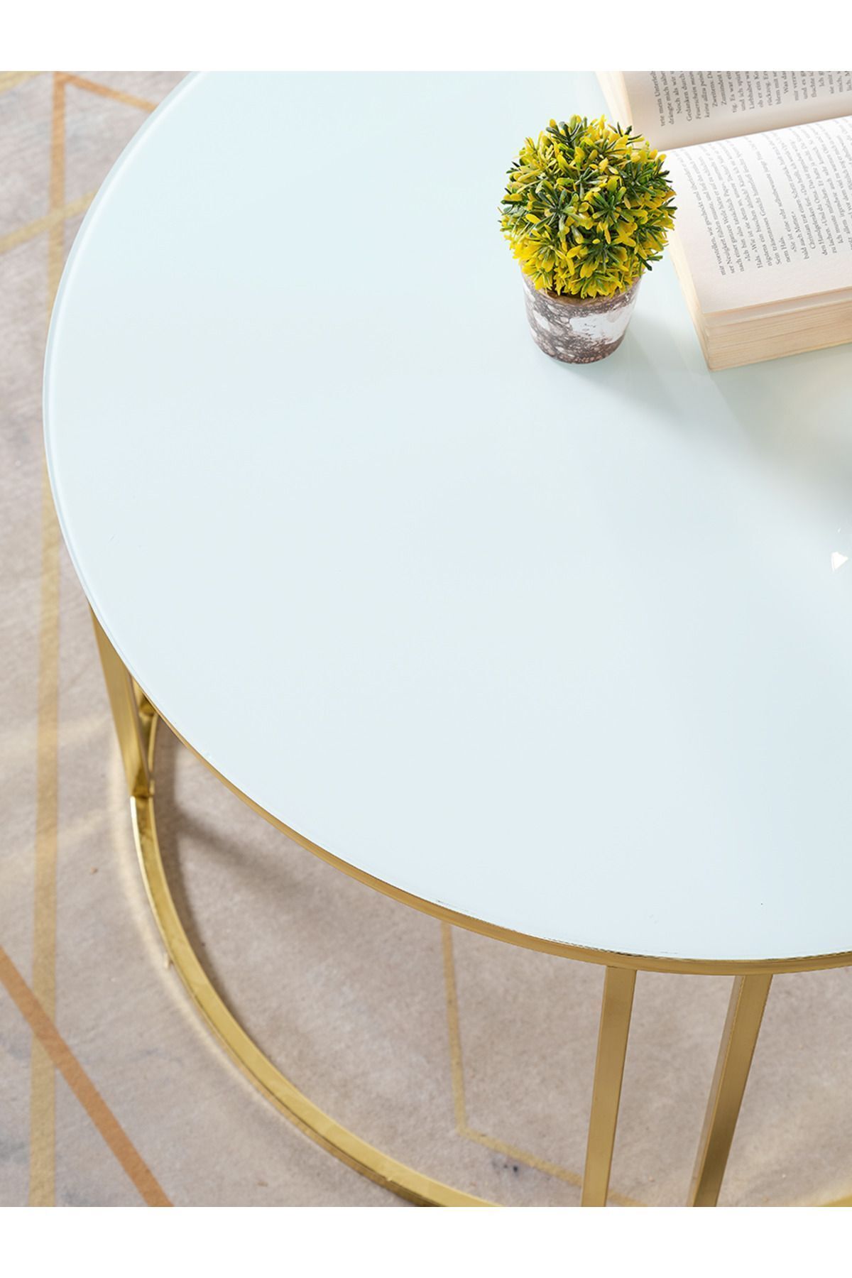 4 Lü Beyaz Temperli Kırılmaz Cam Gold Metal Ayaklı Cam C Model Sehpa Takımı (ZİGON VE ORTA)