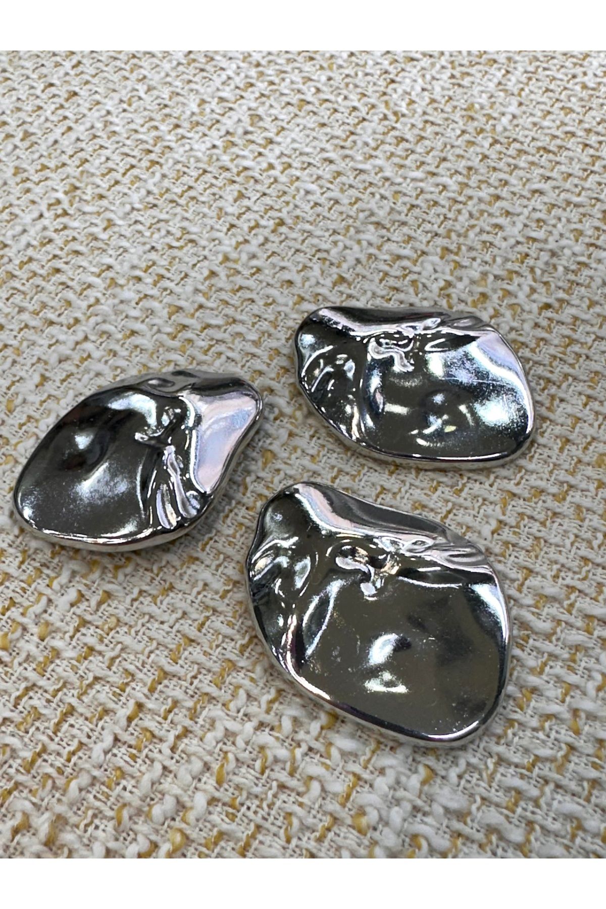 ODDA TASARIM ATÖLYESİ-Extra Large Set of 3 Buttons with Pattern on Top (4.3cm) 3