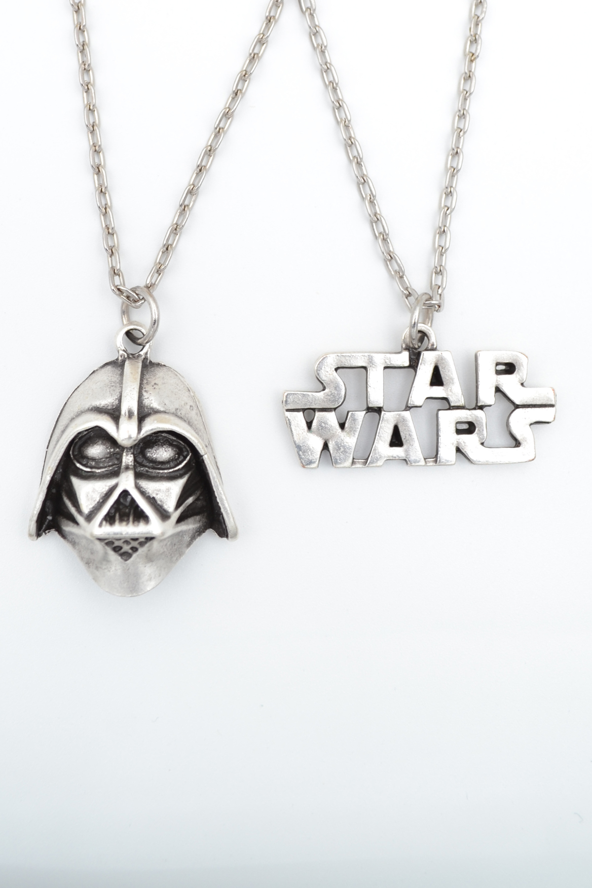 2pcs Star Wars - Darth Vader Silver Plated Necklace Set