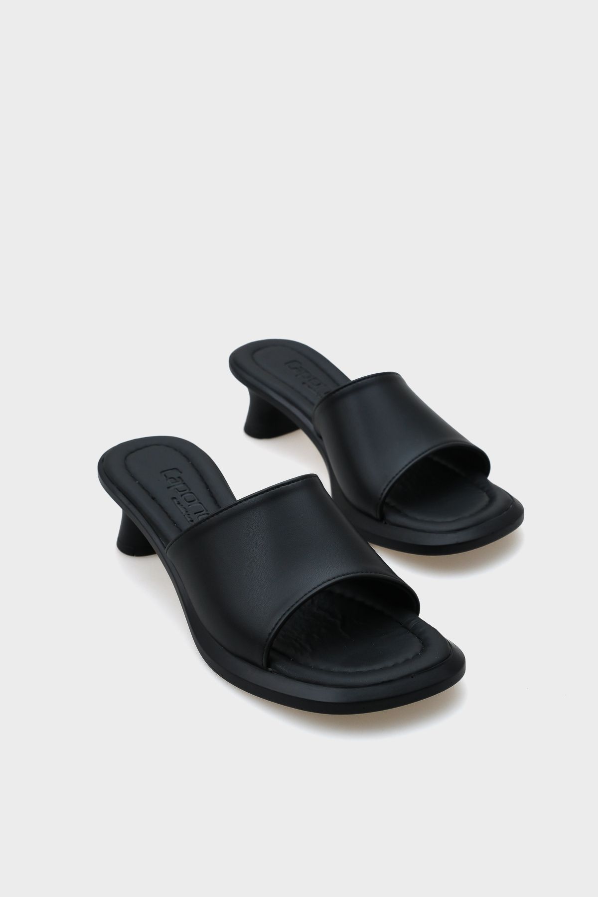 Capone Outfitters-Klapki damskie na średnim obcasie 1