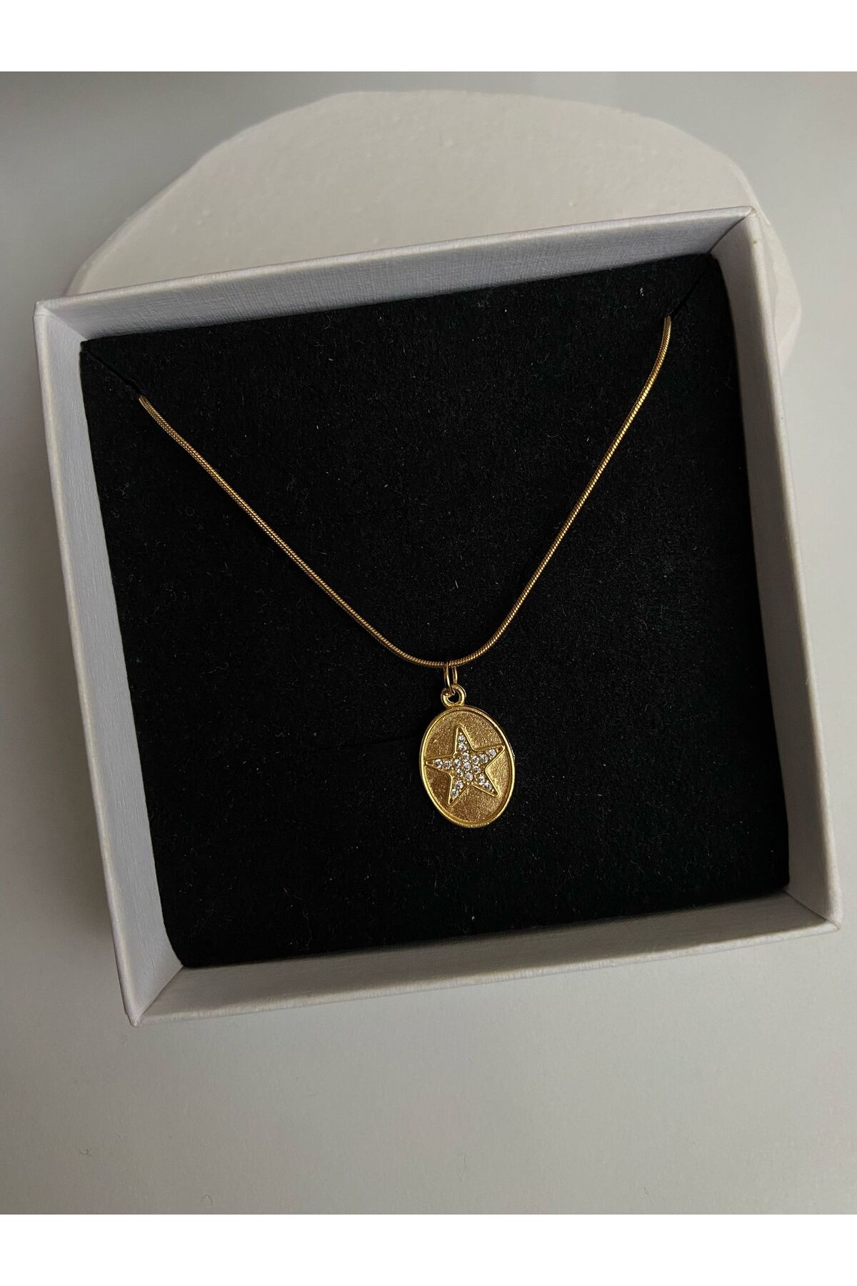 Taşlı Yıldız Plaka Charm Yılan Zincir 45 Cm Altın Kaplama Gold Kadın Kolye – Sevgililer Günü Özel - Detay Görseli 4