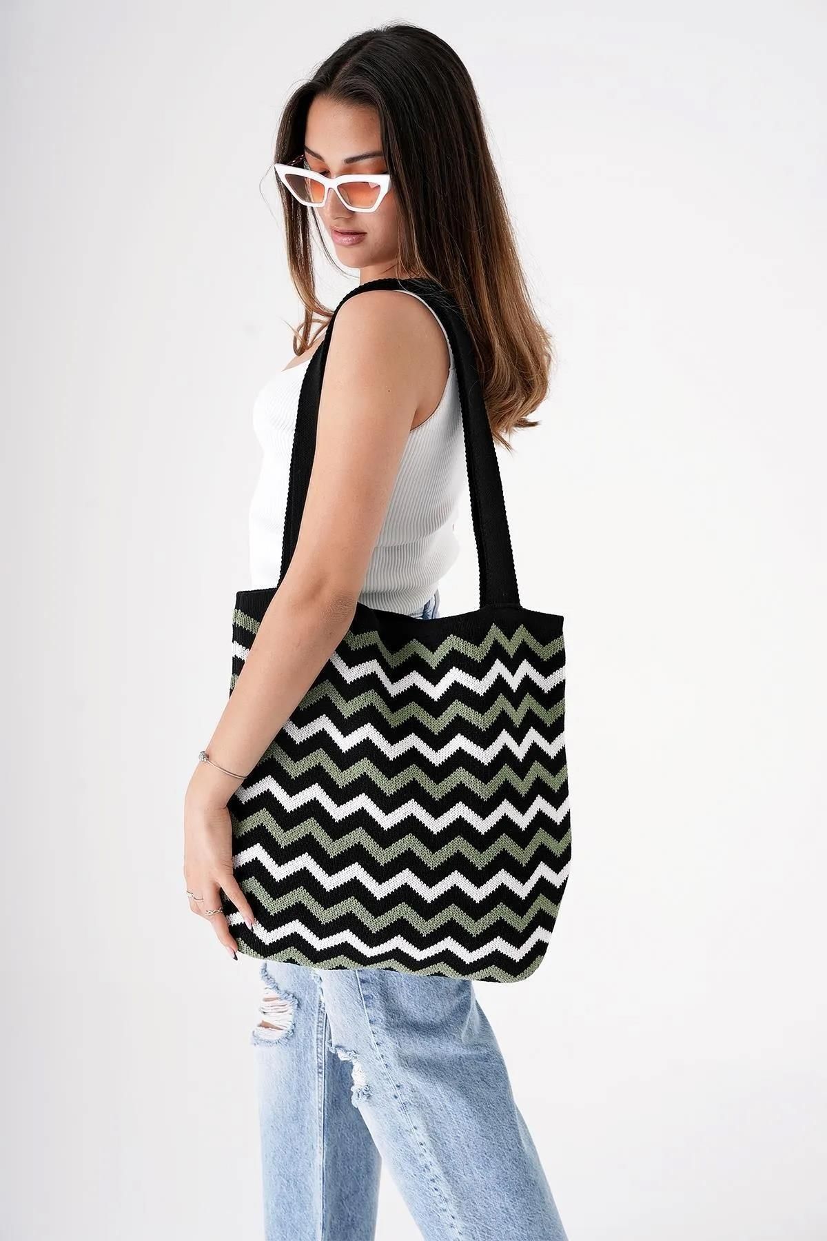 CHUBA-Women's Jacquard Patterned Knitwear Knitted Casual Hand & Shoulder Bag Chax808 Black-Green 4