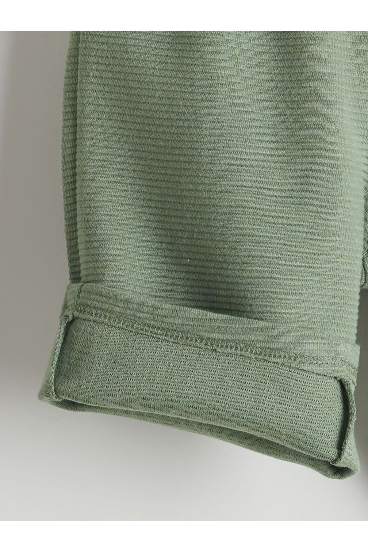 LC Waikiki-Sparkling Selections from Shining Store |   Green Basic Boy's Shorts with Elastic Waist 3