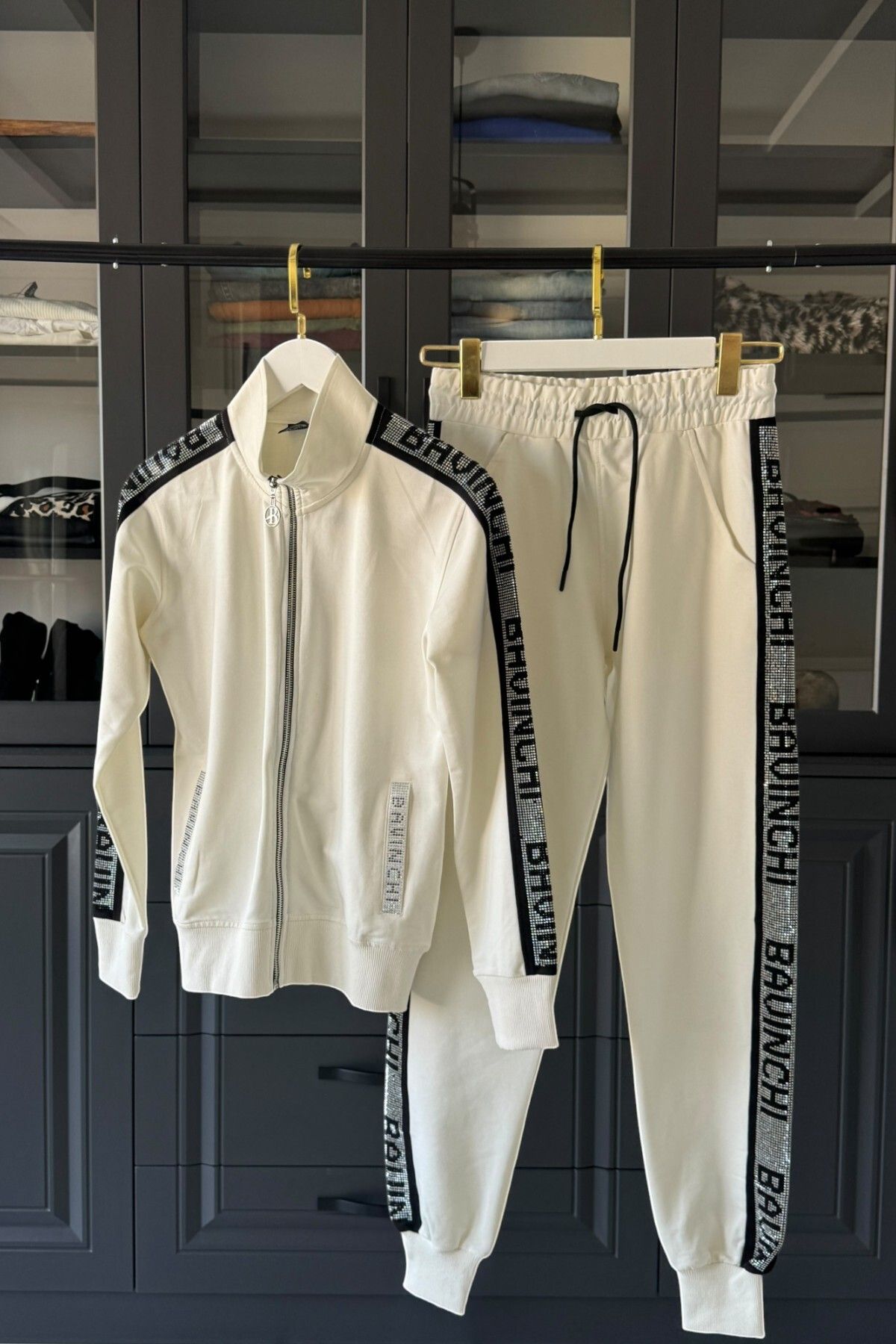 Posh Chic-Stone Side Stripe Tracksuit Set - Elegant and Modern Style 4