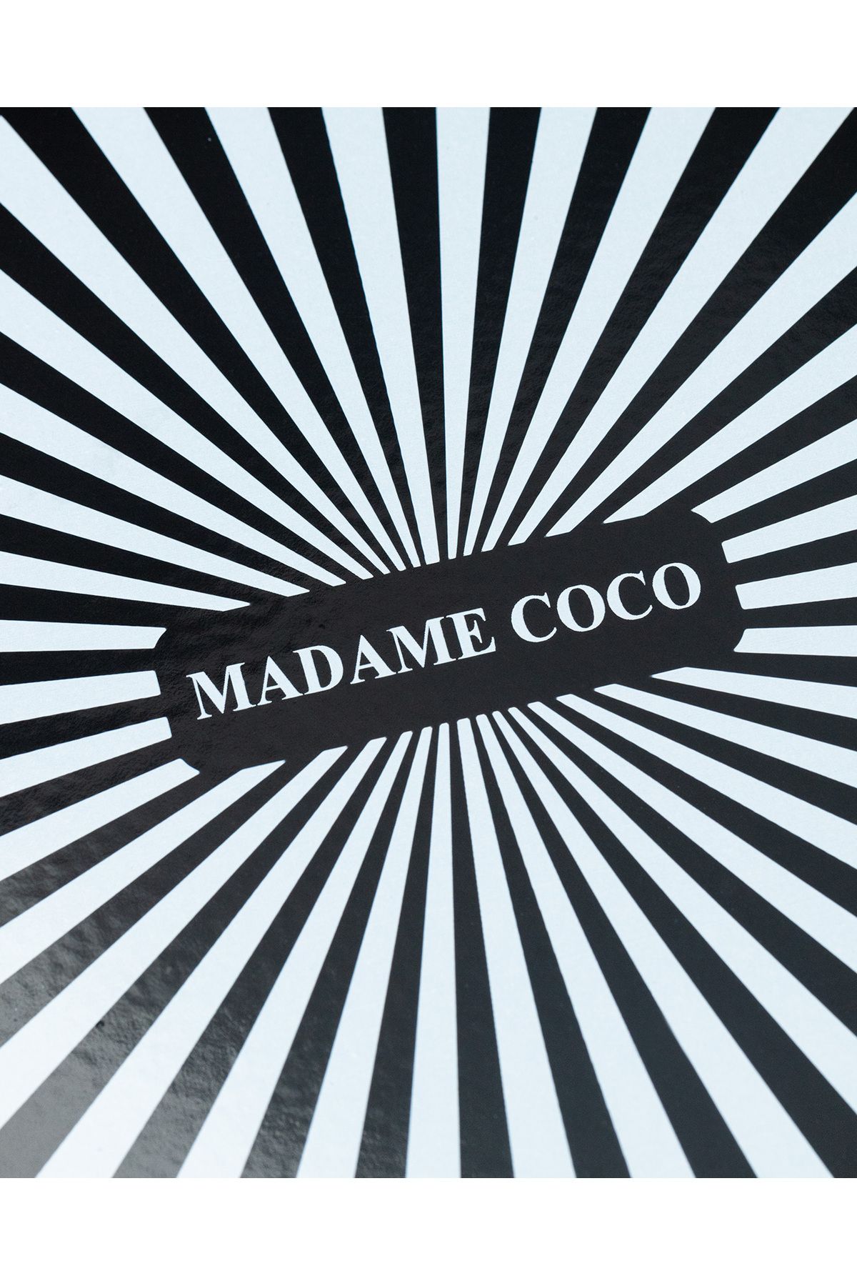 Madame Coco-Titanium Enamel - Comfortable Cookware Set 4