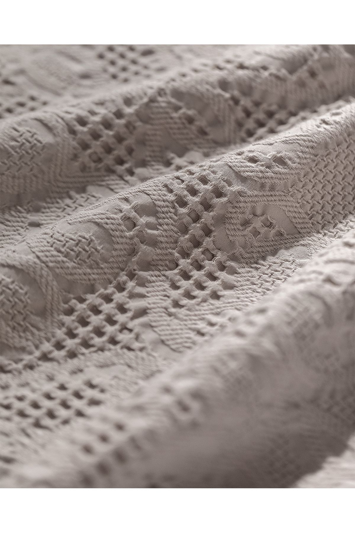 Madame Coco-Carla Single Bedspread 3