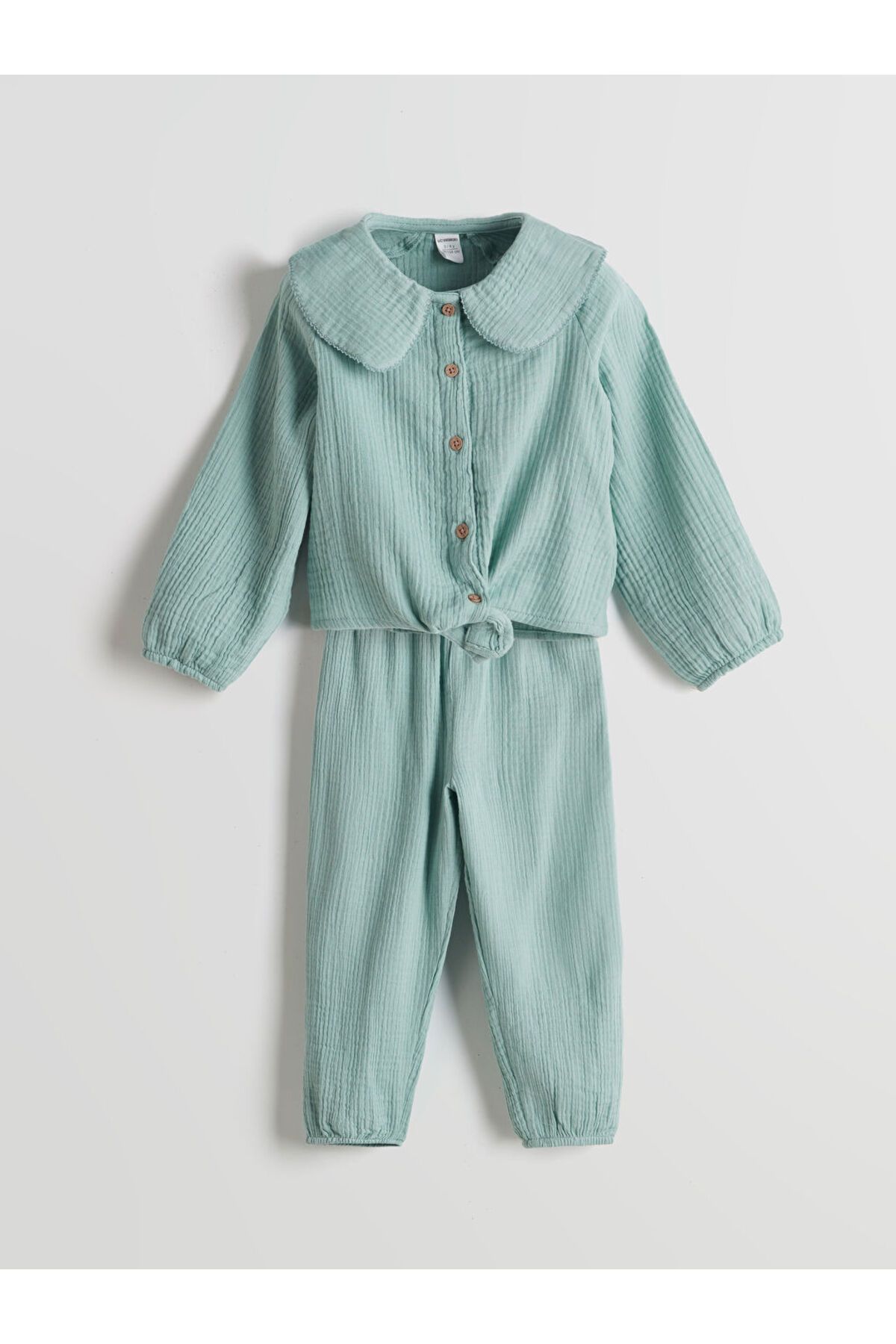 LC Waikiki Yeni Sezon Bebe Yaka Kiz Cocuk Gomlek ve Pantolon 2'li - S5DH59Z1