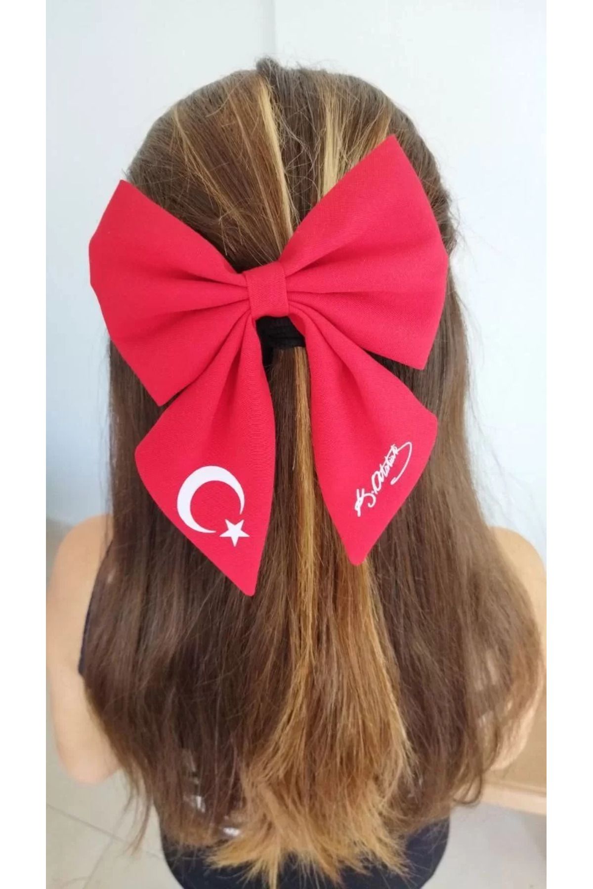 SA Alişveriş Dünyam TÜRK Bayrağı ve Atatürk imza Motifli Fiyonk Toka - Kırmızı