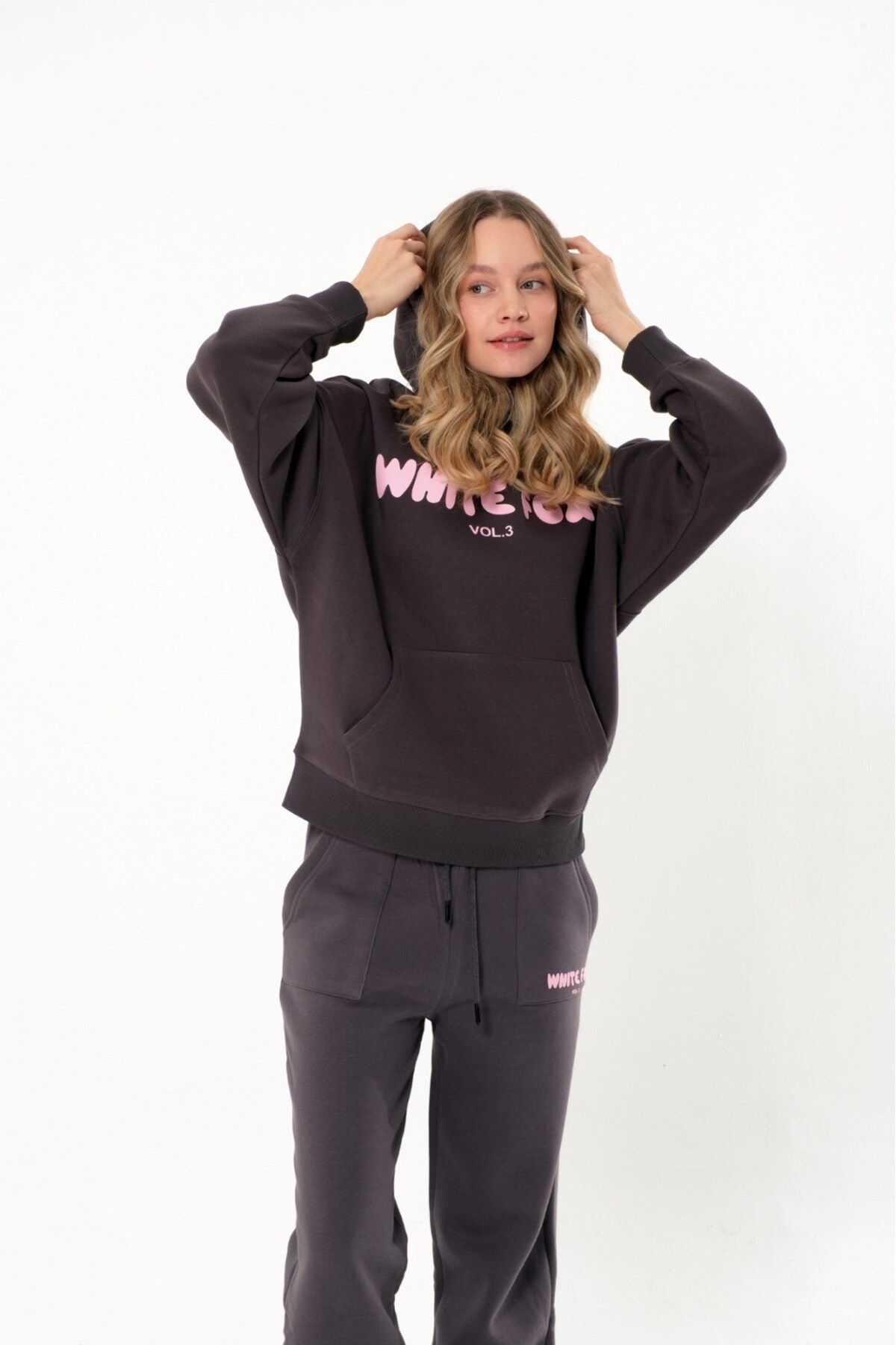 The Champ Clothing-Women's Oversize Sweatshirt & Sweatpants Set Mixed Style, Extracted Plaid Design 1