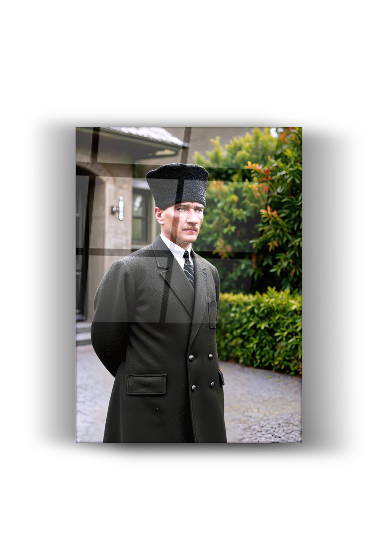 Zamanın Ötesinde Mustafa Kemal Atatürk Cam Tablo- Ev Ve Ofis Dekorasyonu-Türk Bayrağı-İnsan