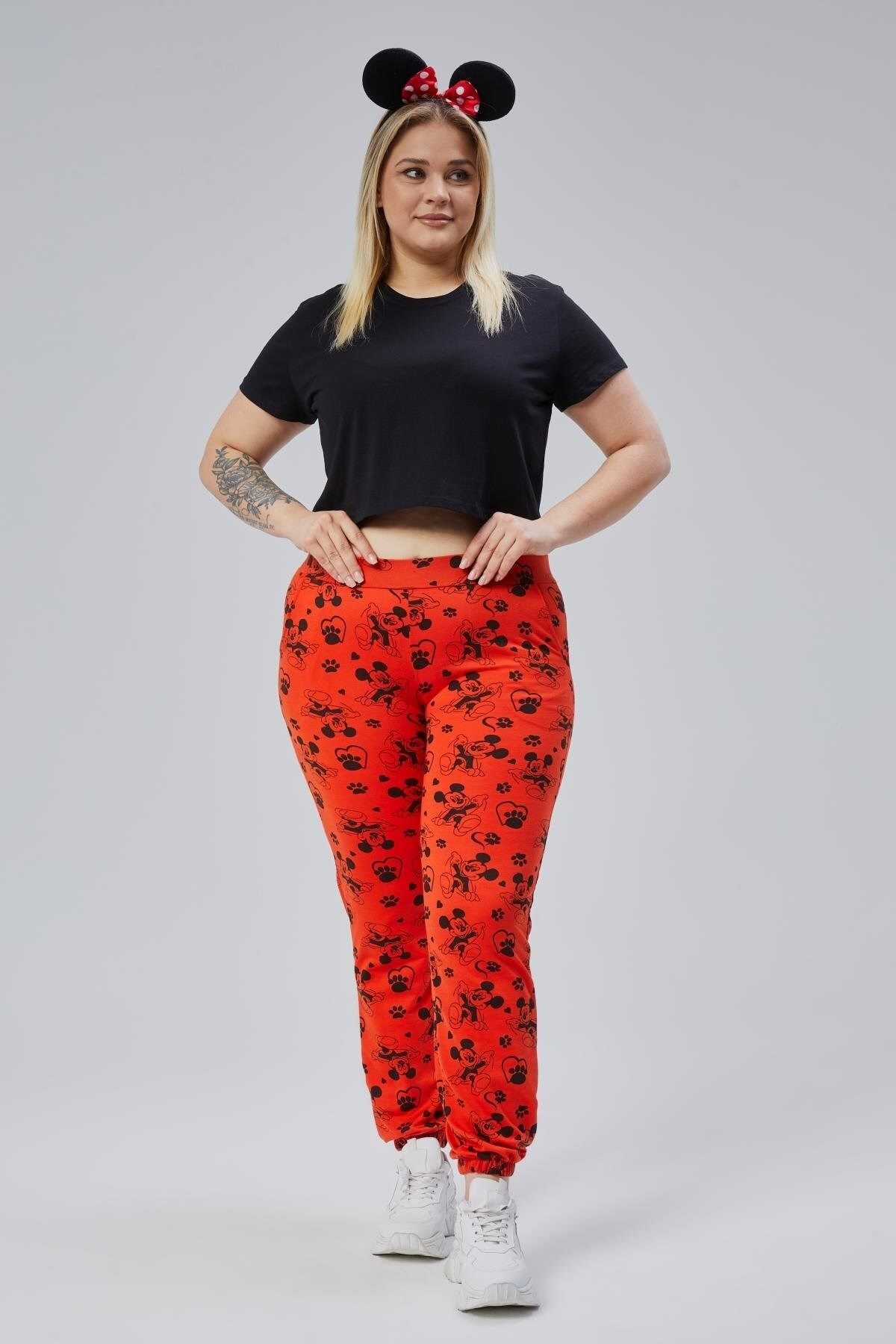 Seamoda-Large Size Elastic Waist and Leg Mickey Patterned Two-Pocket High Waist Comfortable Sweatpants-Red 3