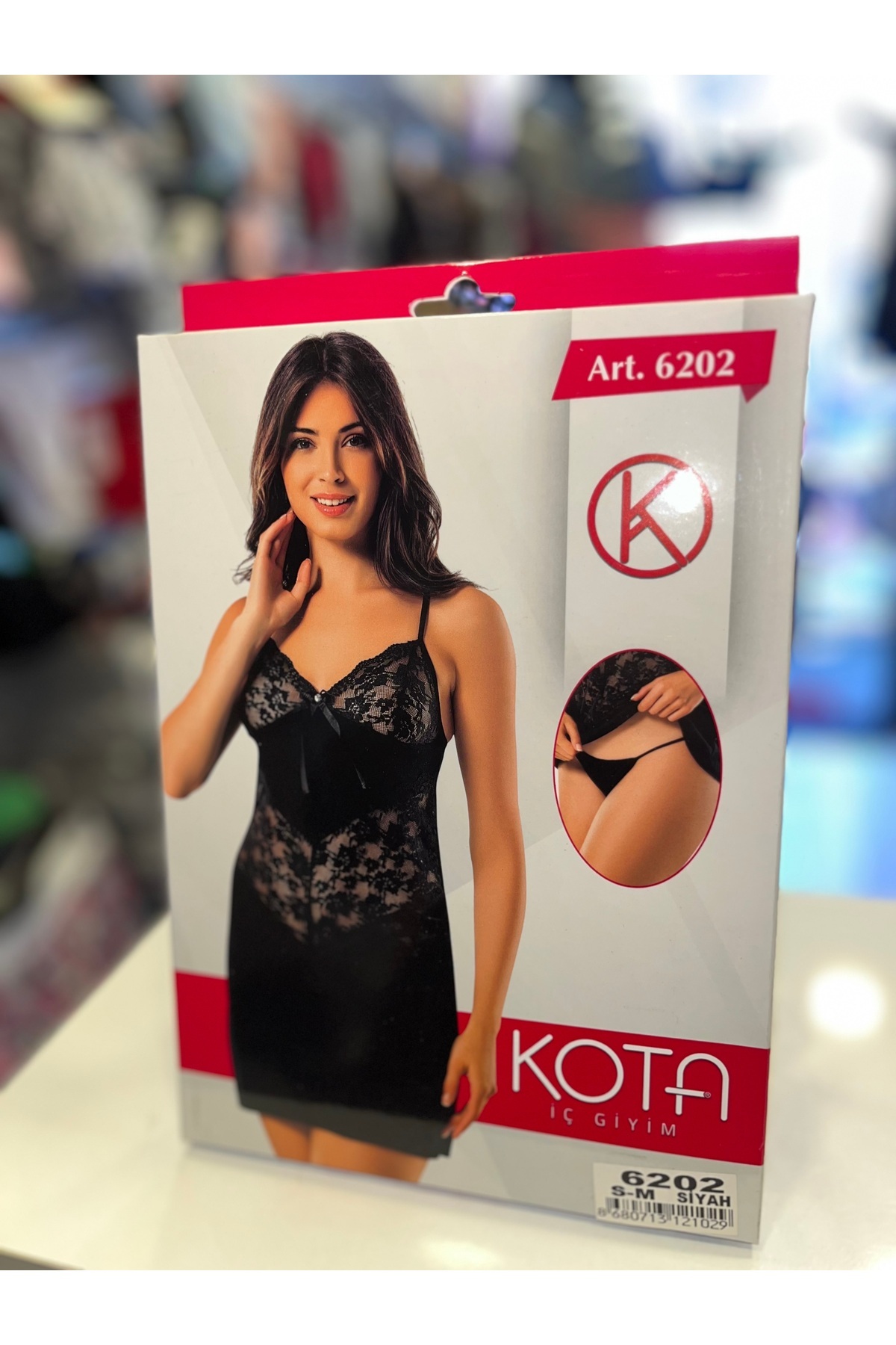 Kotaro Isaka Kota penye gecelik takımı 2’li gecelik + çamaşır