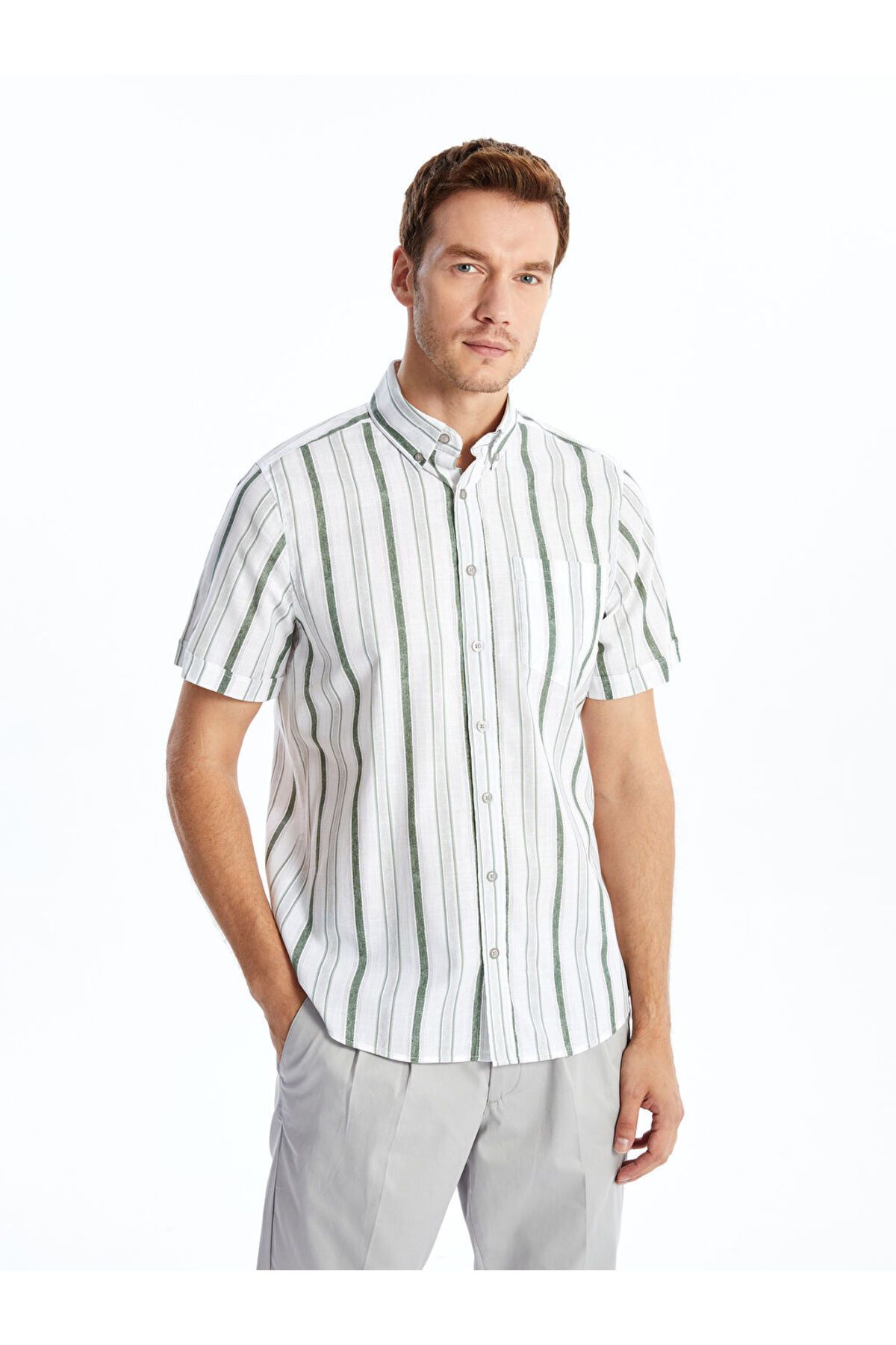 LC Waikiki Yeni Sezon Regular Fit Kisa Kollu Cizgili Poplin Erkek Gomlek - S4NO92Z8