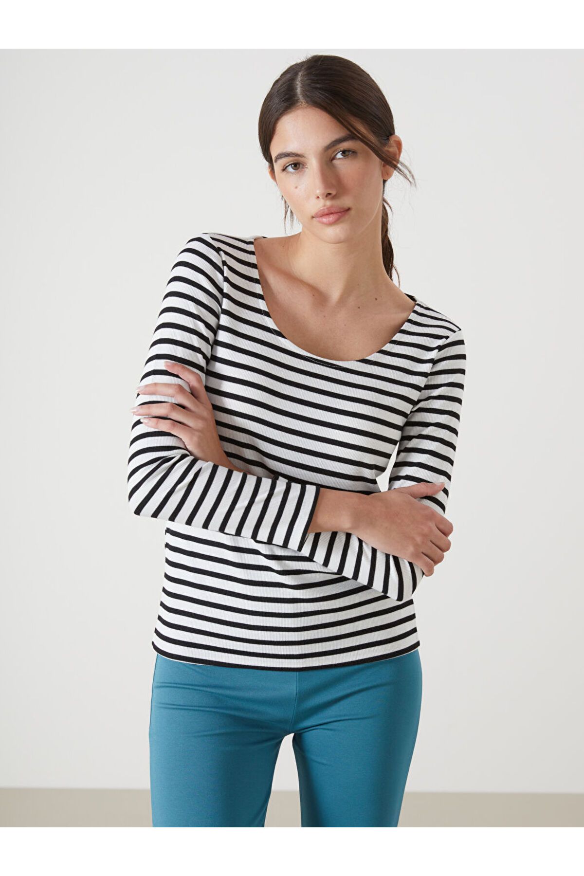 LC Waikiki LCW U Yaka Çizgili Kadın Body