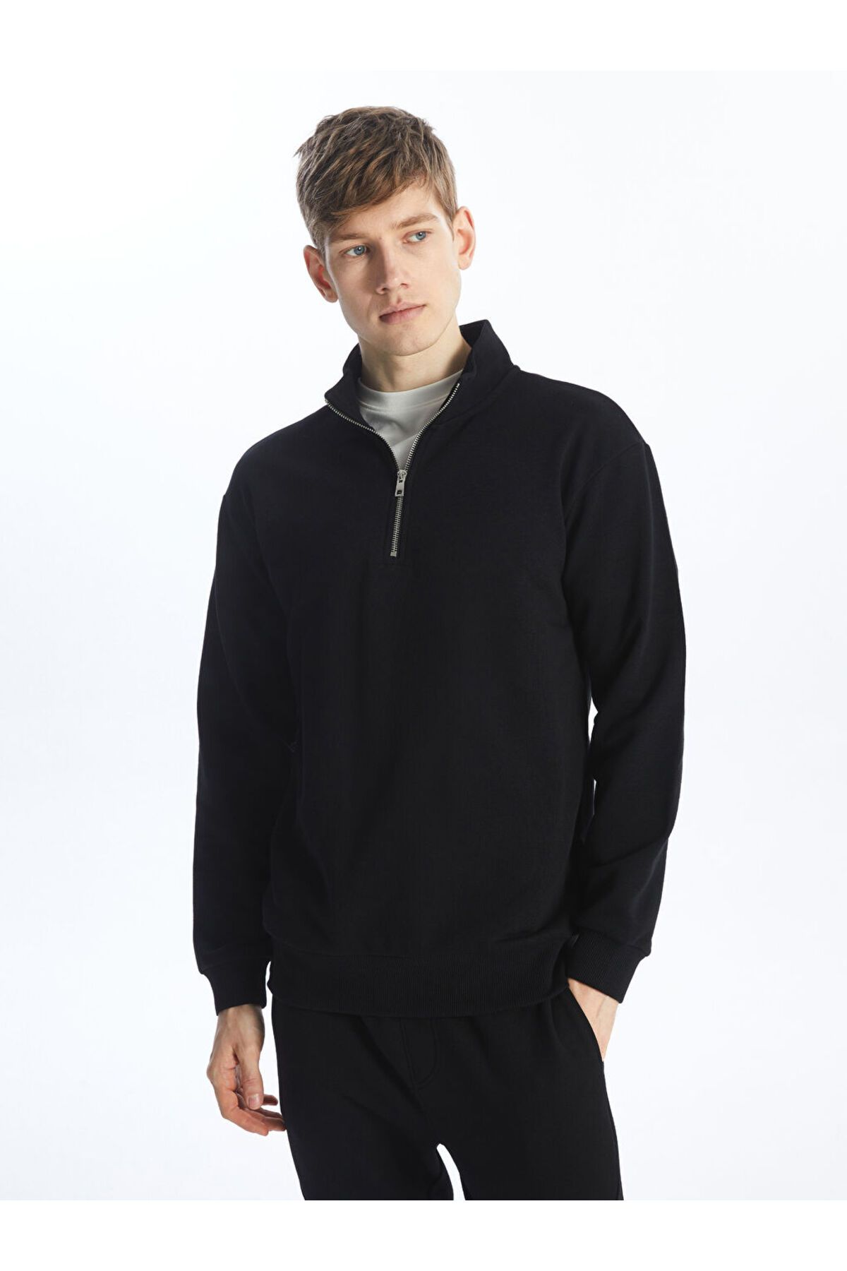LC Waikiki Yeni Sezon Dik Yaka Erkek Sweatshirt - S4LF08Z8
