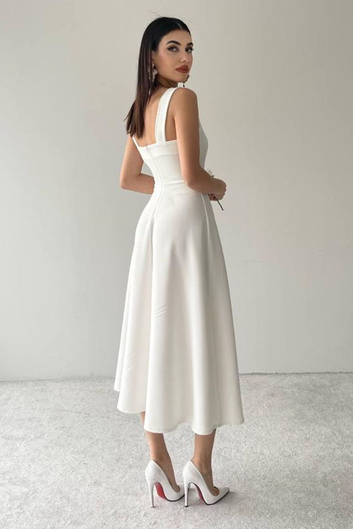 lovebox-Weißes Midi-Schlagkleid – quadratischer Ausschnitt, dicker Träger – Design 151 7