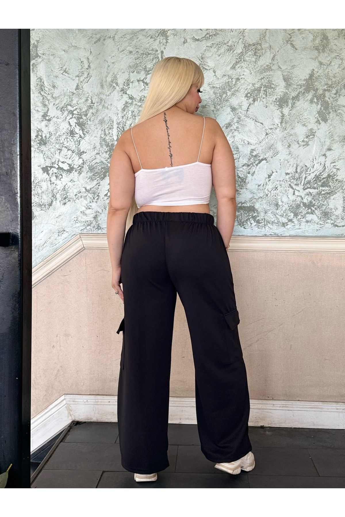 MODA-Women's Large Size Elastic Waist Flexible Cargo Pants with Pockets 3