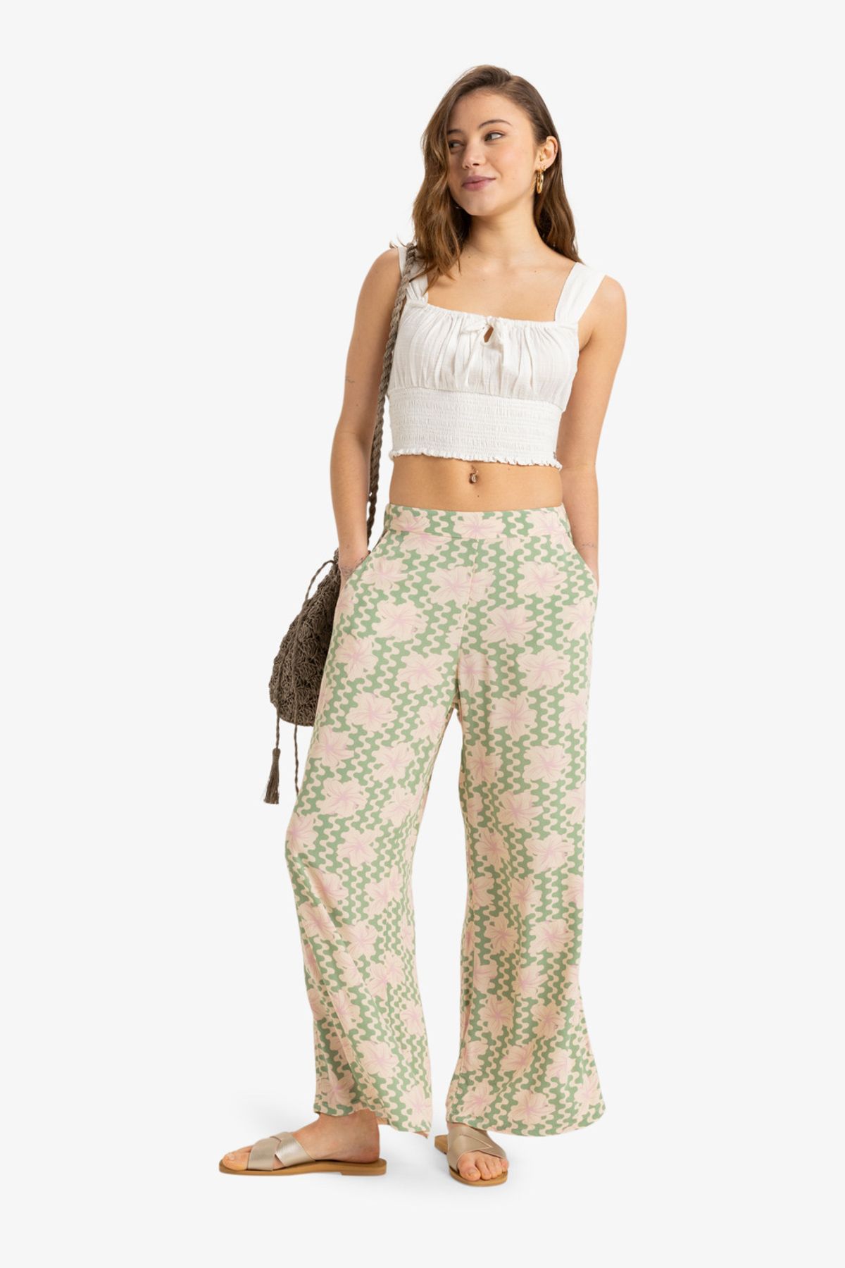 complete the look image