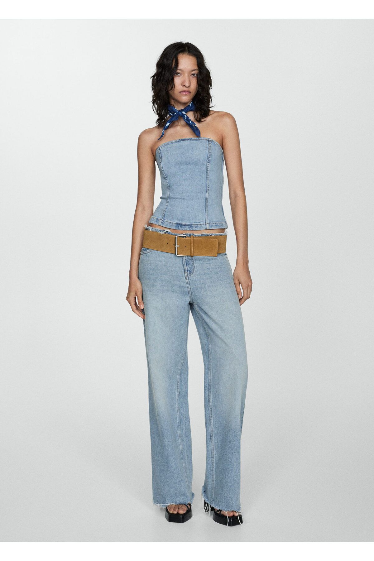 MANGO-Średniej wielkości gorset damski w kolorze jeansu 77060376 8