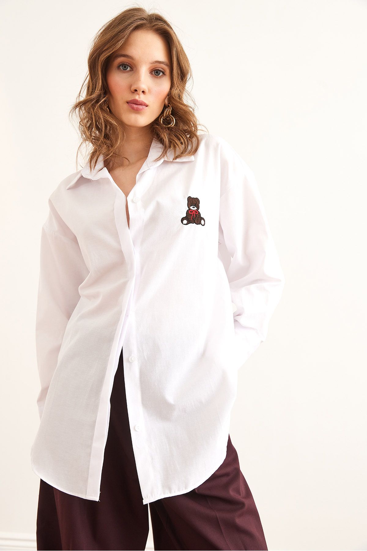 Olalook-Women's White Teddy Bear Hidden Placket Embroidery Detailed Oversize Shirt Gml- 19001295 5
