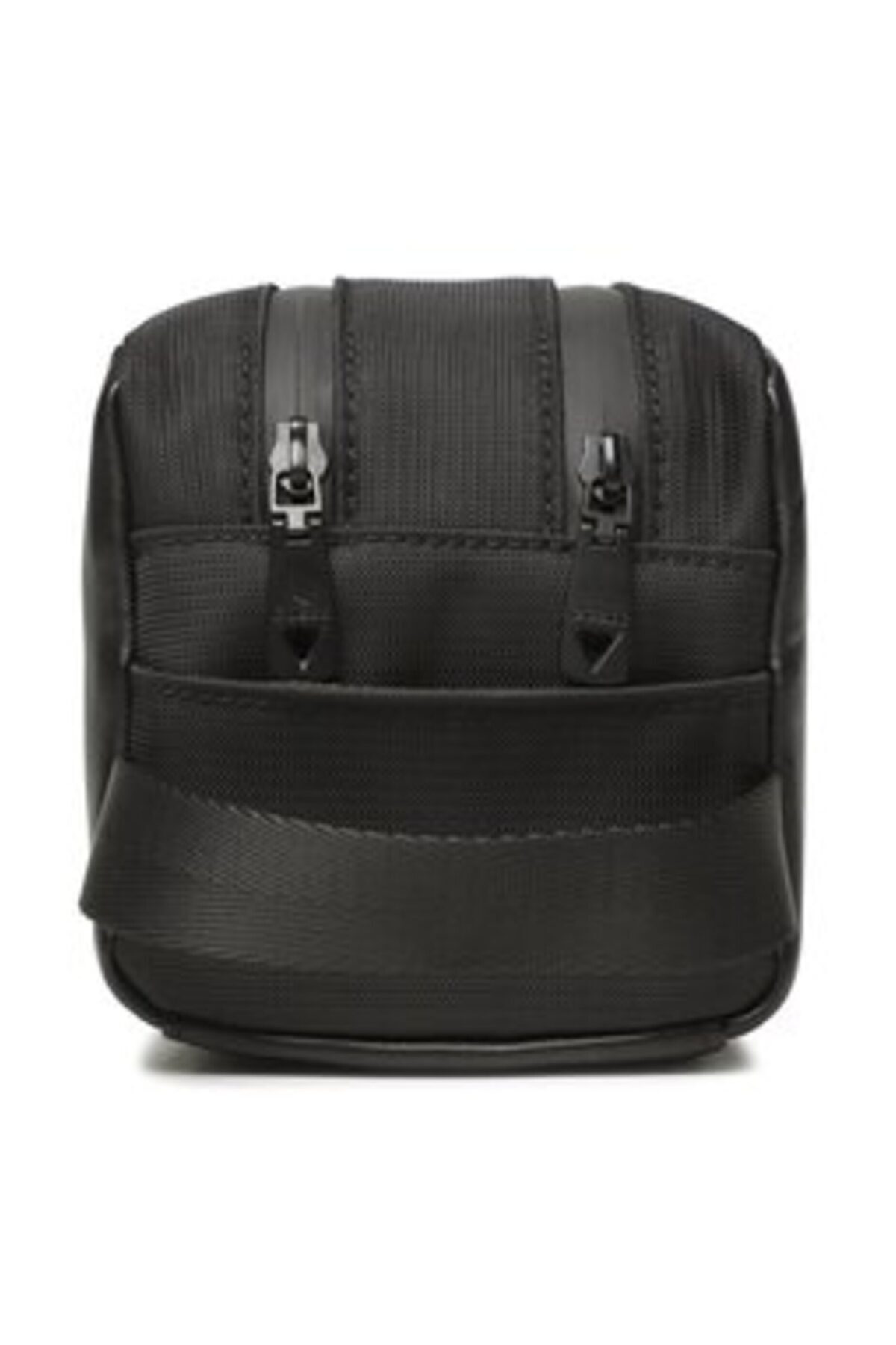 Guess-Валіза PMCETEP3343BLA з жорстким чорним корпусом PMCETEP3343BLA 3