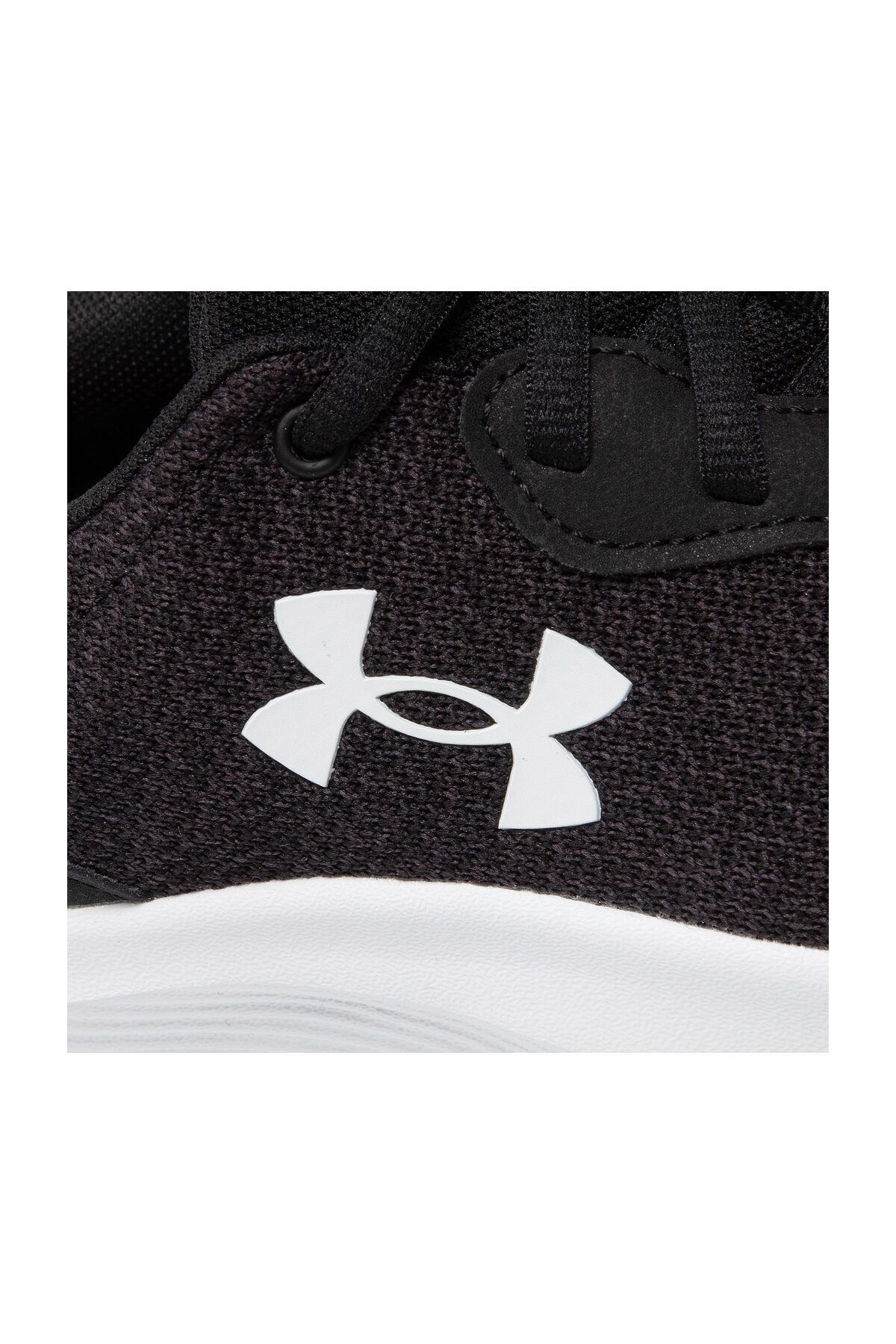Under Armour-Mojo 2 - Wygodny i stylowy strój 5