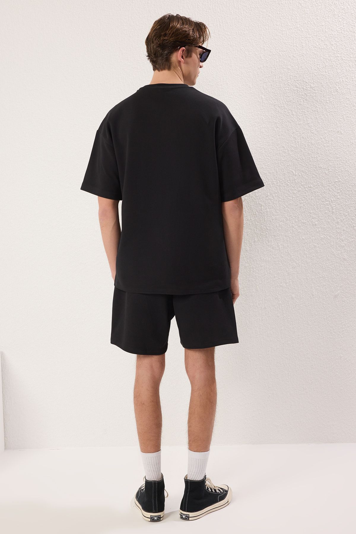 Trendyol Collection-Černá oversize bavlněná trička šortky Set TMNSS25EM00007 5