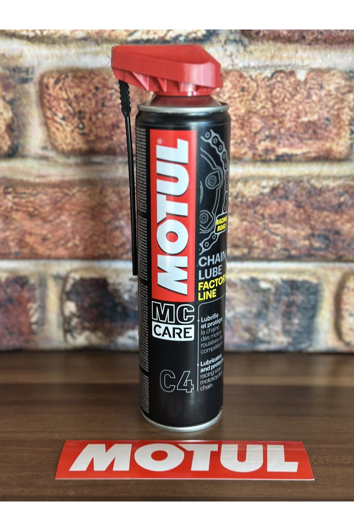 Motul C4 ZİNCİR YAĞLAMA SPREYİ 400 ML