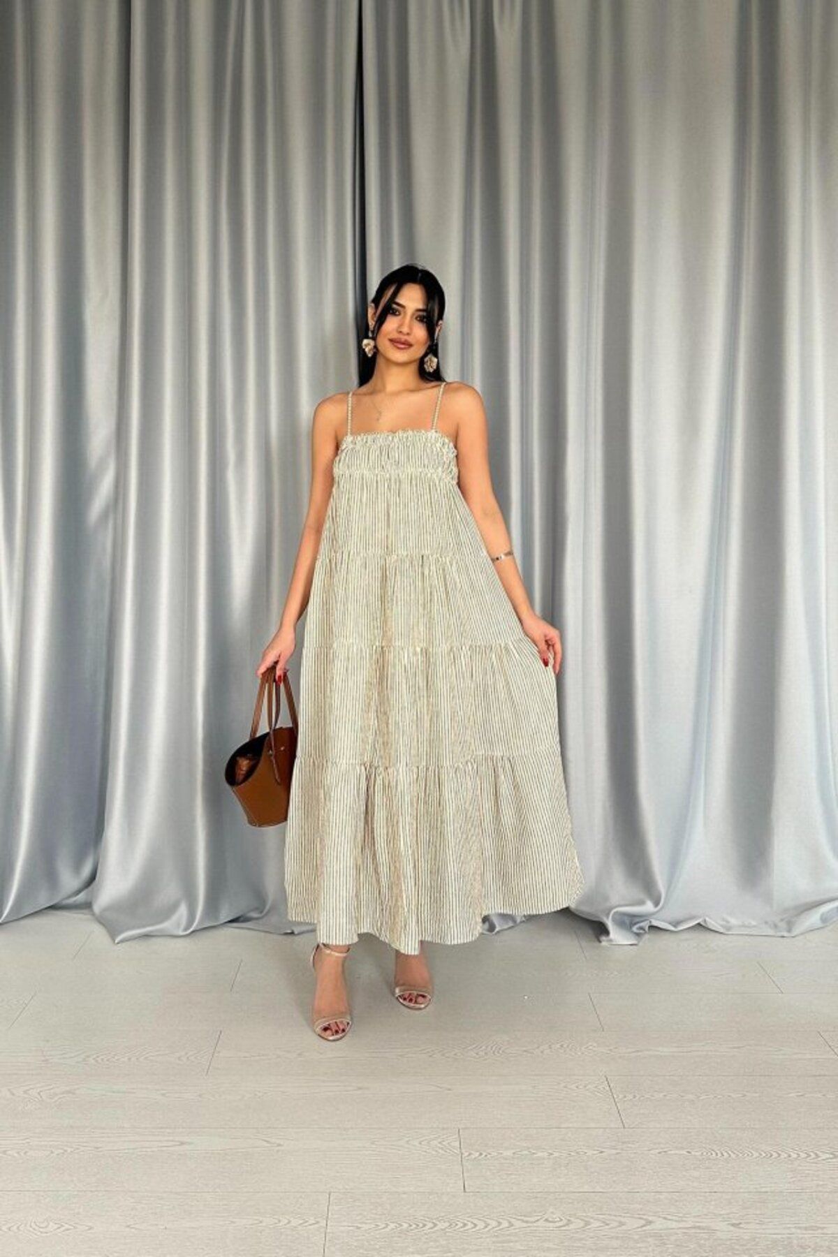 Rose's Boutique All About Women Rose's Boutiqe All About Women Yeşil Askılı Parçalı Çizgili Müslin Elbise
