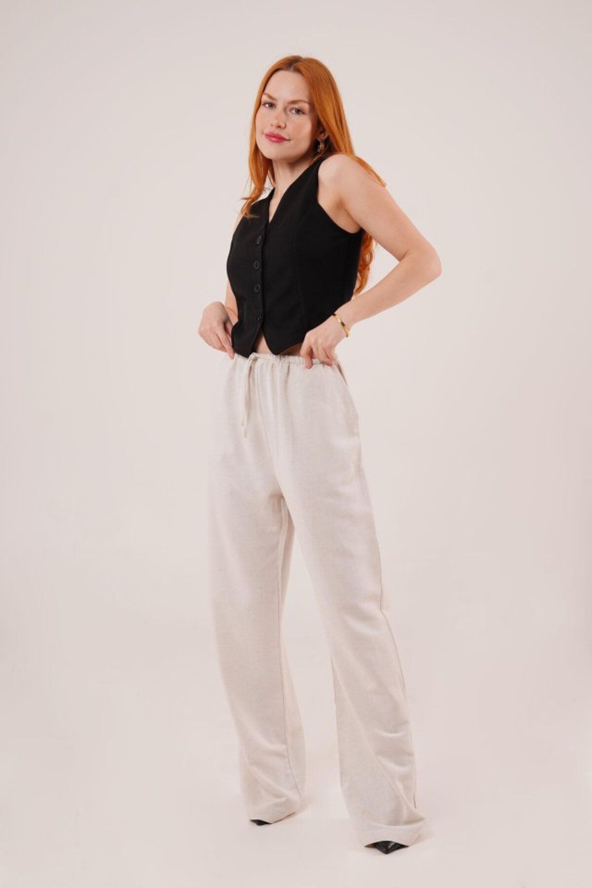 Simala-Linen Ecru Trousers with Pocket and Tie Detail 2