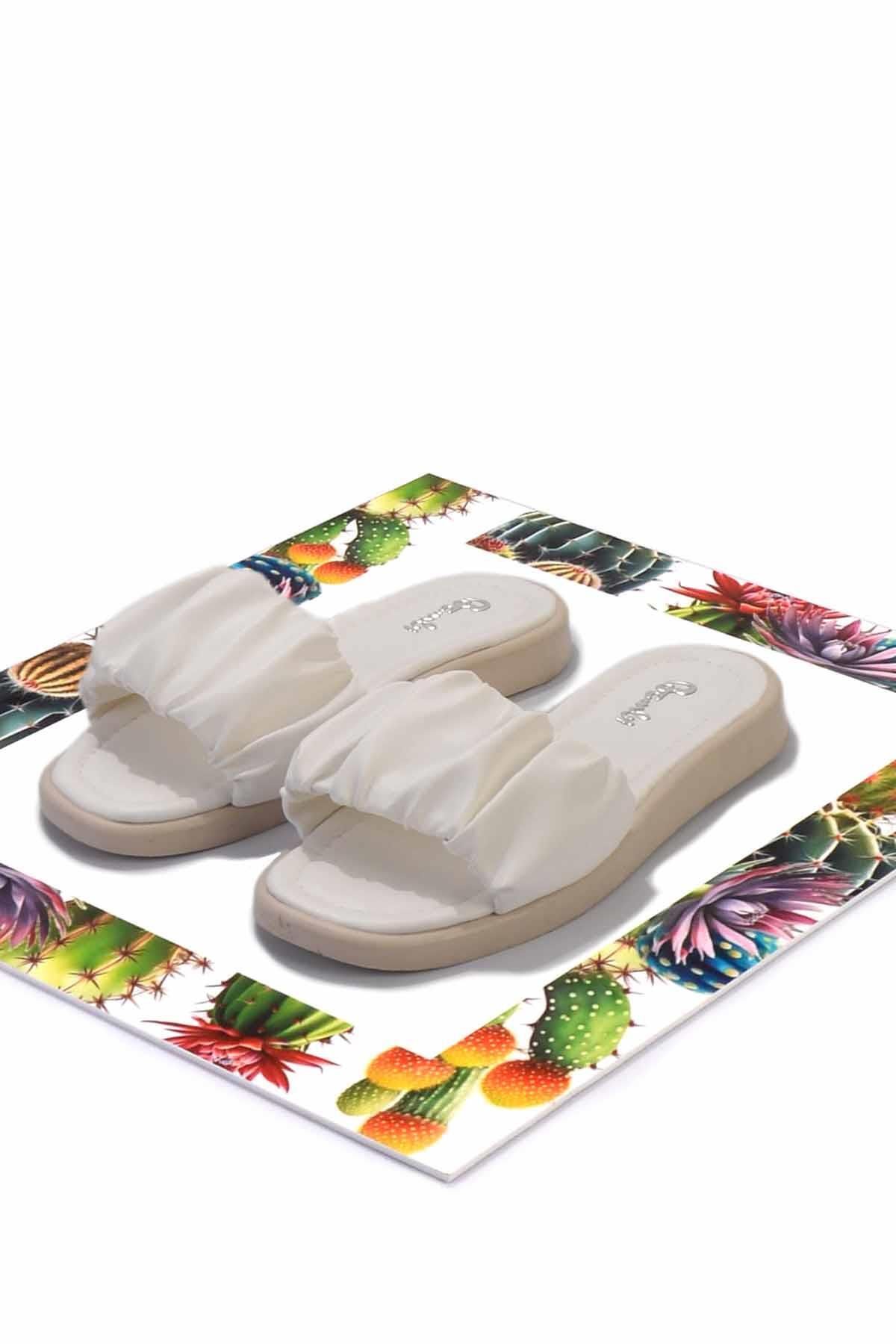 Bambi-White Beige Women's Slippers K04875081109 2