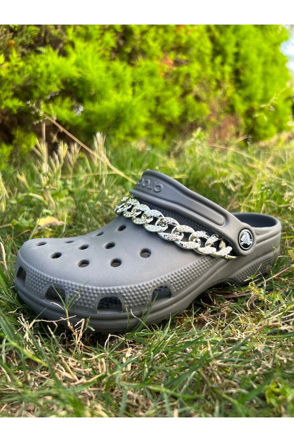 هدیه مفهومی تزئینات زنجیره ای فلزی دمپایی سه بعدی کروک جذابیت Crocs