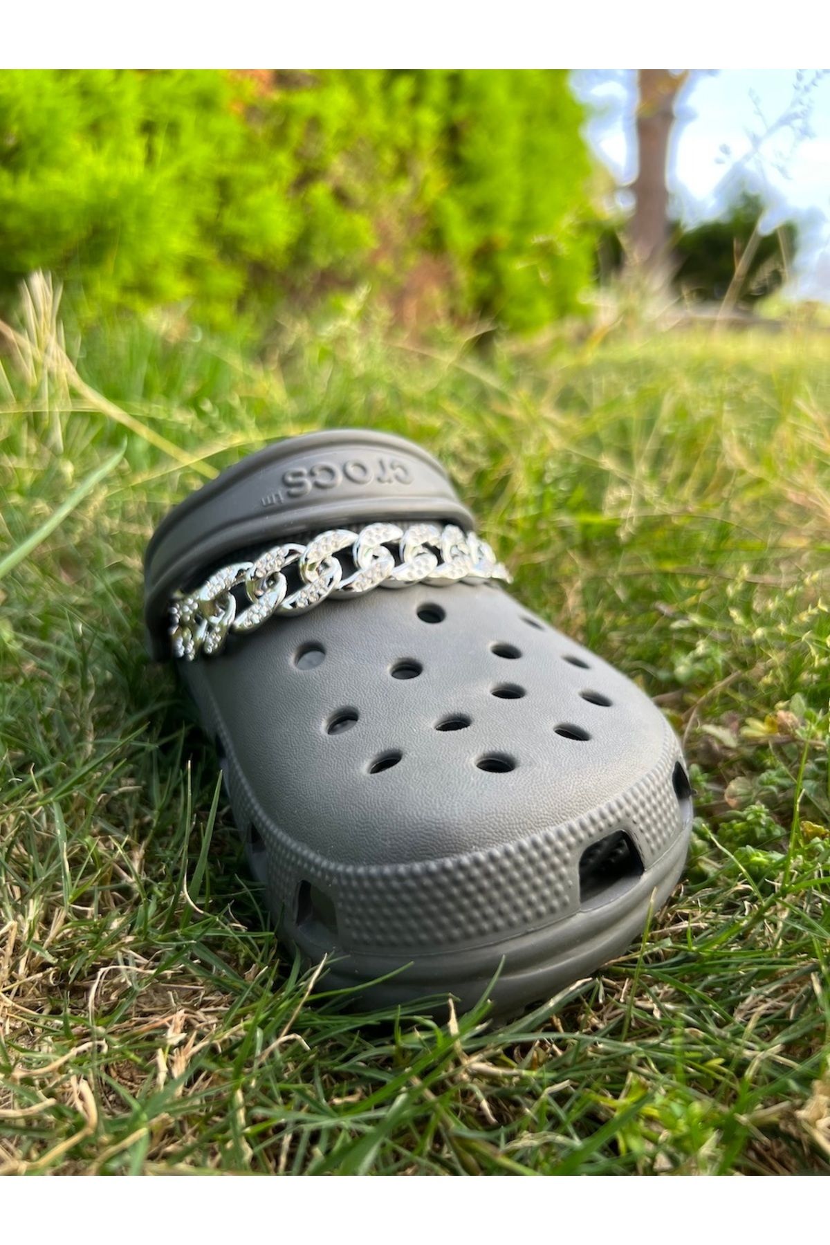 هدیه مفهومی تزئینات زنجیره ای فلزی دمپایی سه بعدی کروک جذابیت Crocs