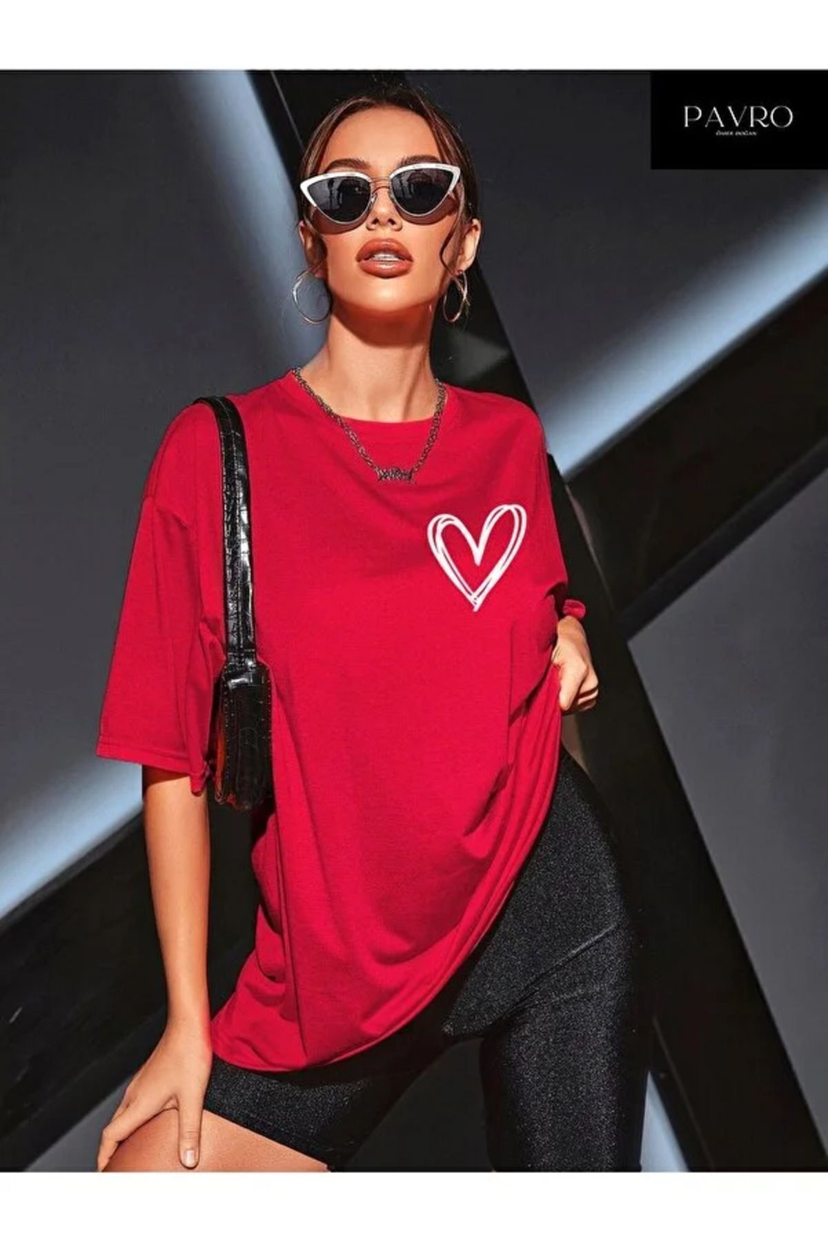 GIANTSTORE Minimal Kalp Baskılı Kırmızı Oversize Tshirt
