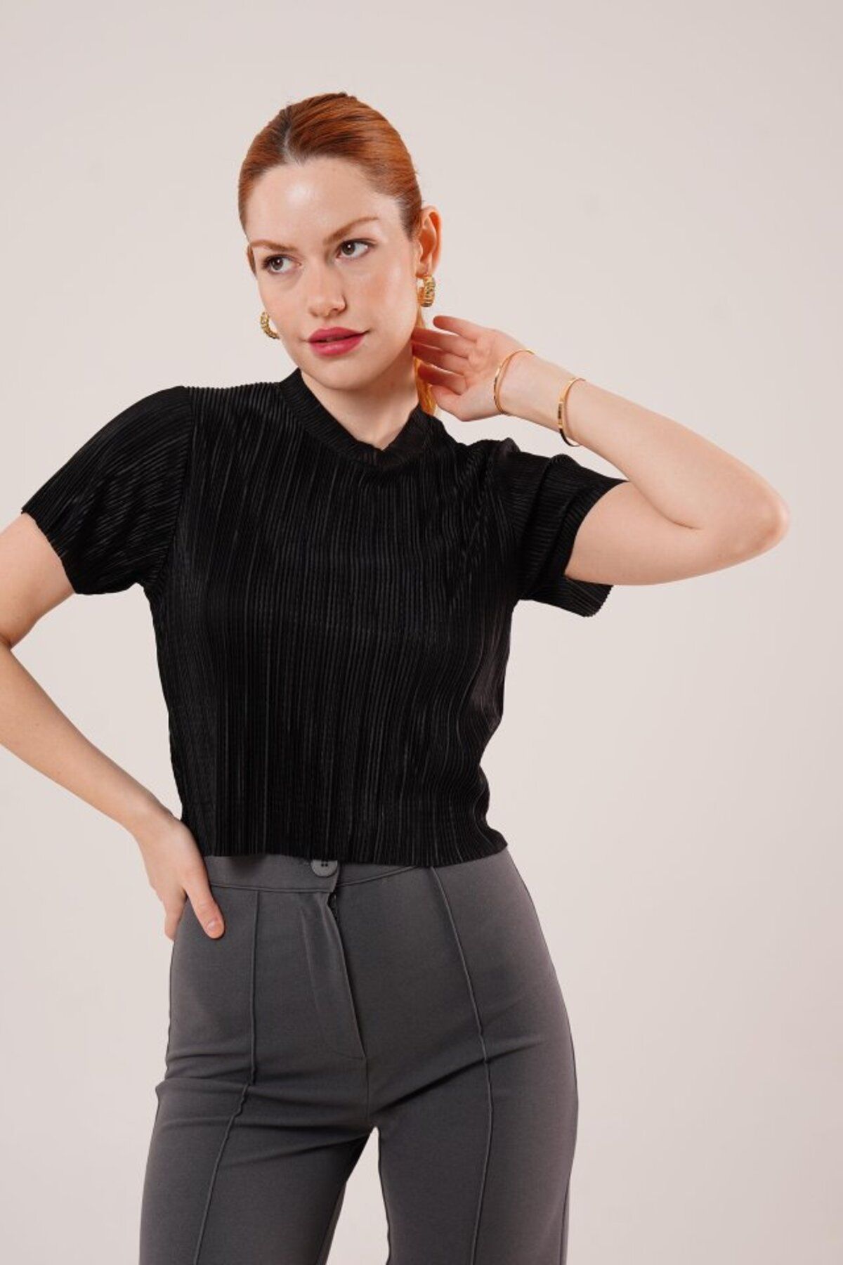 ASFSTORE Fitilli Kısa Kollu Parlak Siyah Bluz