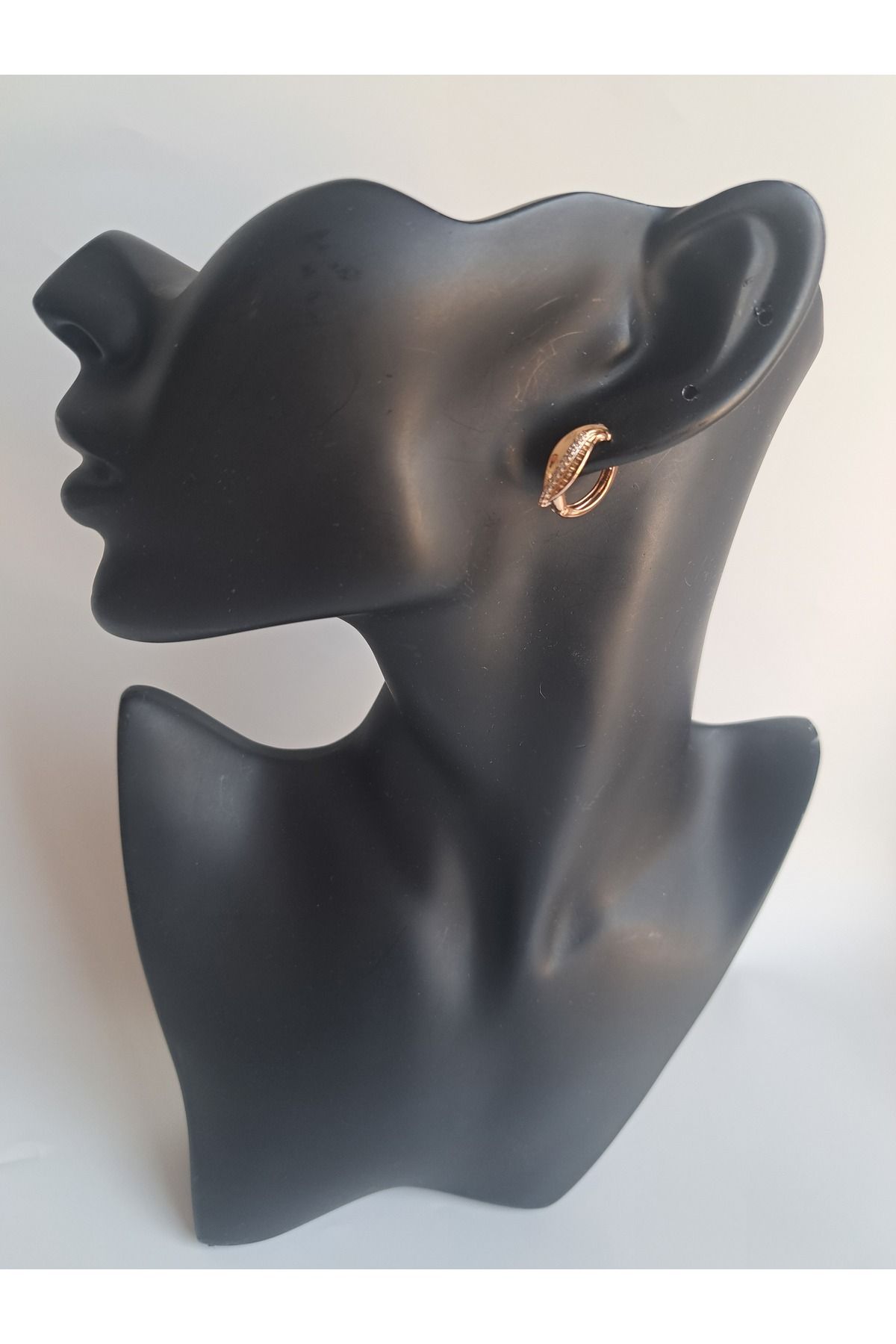 BHR AKSESUAR-Gold Zircon Stone Earrings 2