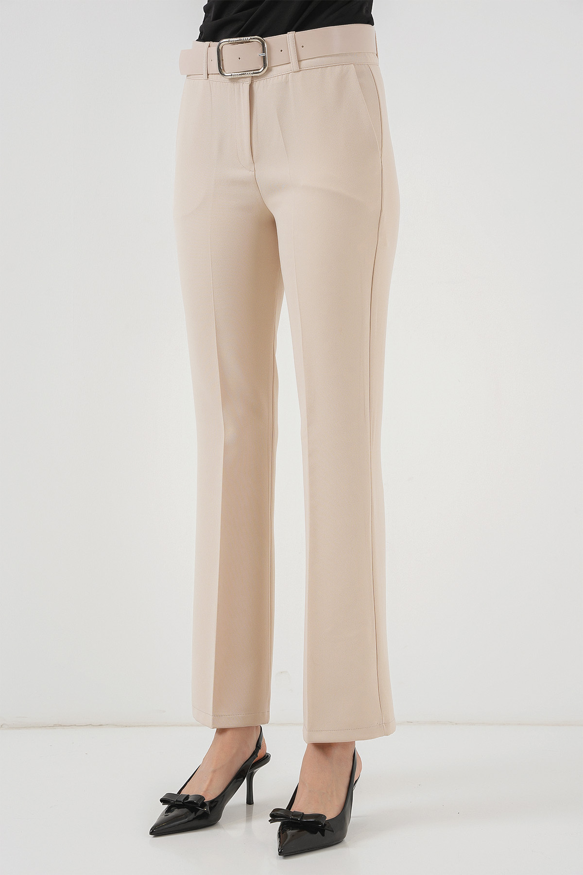 Bigdart-6538 Belted Flared Trousers - Cream 4