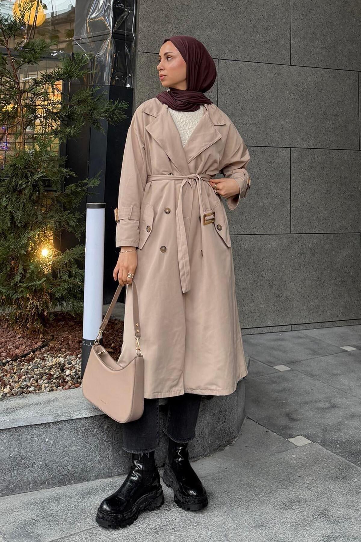 complete the look image