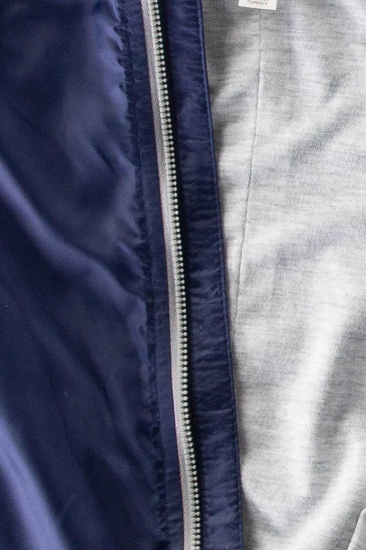 DeKuBaby Yeni Sezon Dinozor Dikenli Figürlü Kapüşonlu Pamuk Astarlı Ünisex Bebek&Çocuk Yağmurluk Mont Tulum fotoğrafı 3 (önizleme)