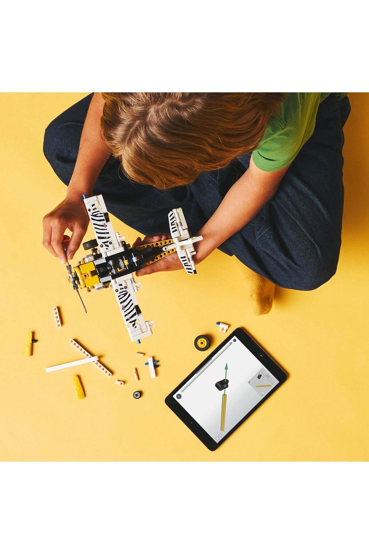 LEGO-Set LEGO Technic - Avion pentru zone greu accesibile (42198) 5