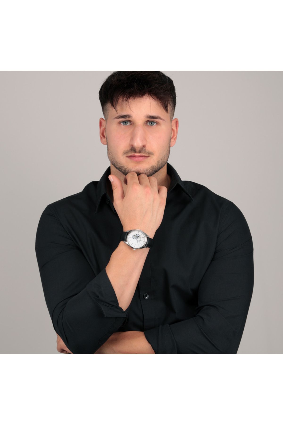 complete the look image